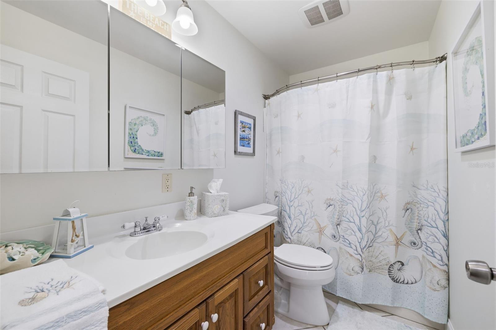 LAKE SHORE ESTATES 1ST ADD - Residential