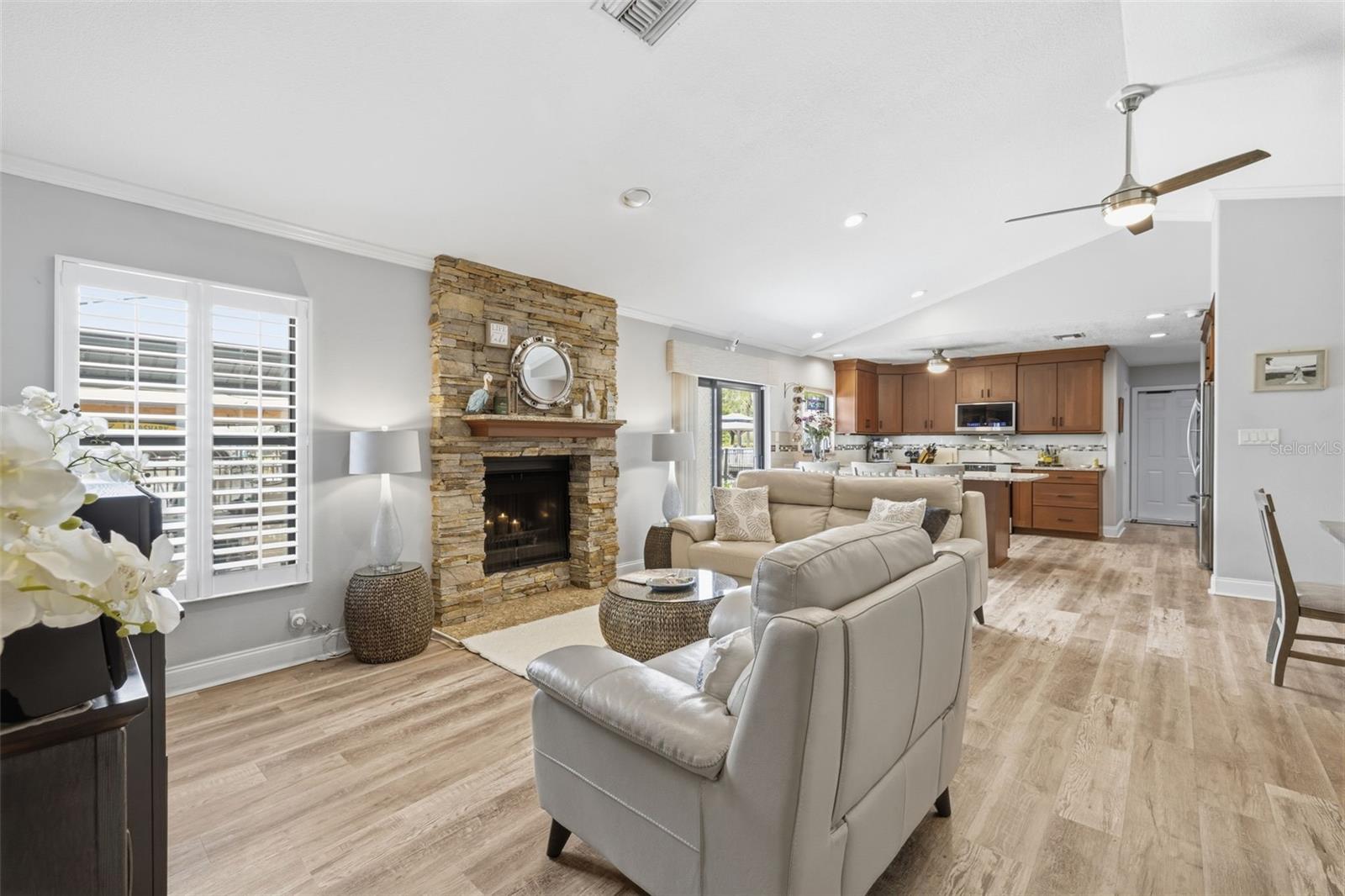 LAKE SHORE ESTATES 1ST ADD - Residential