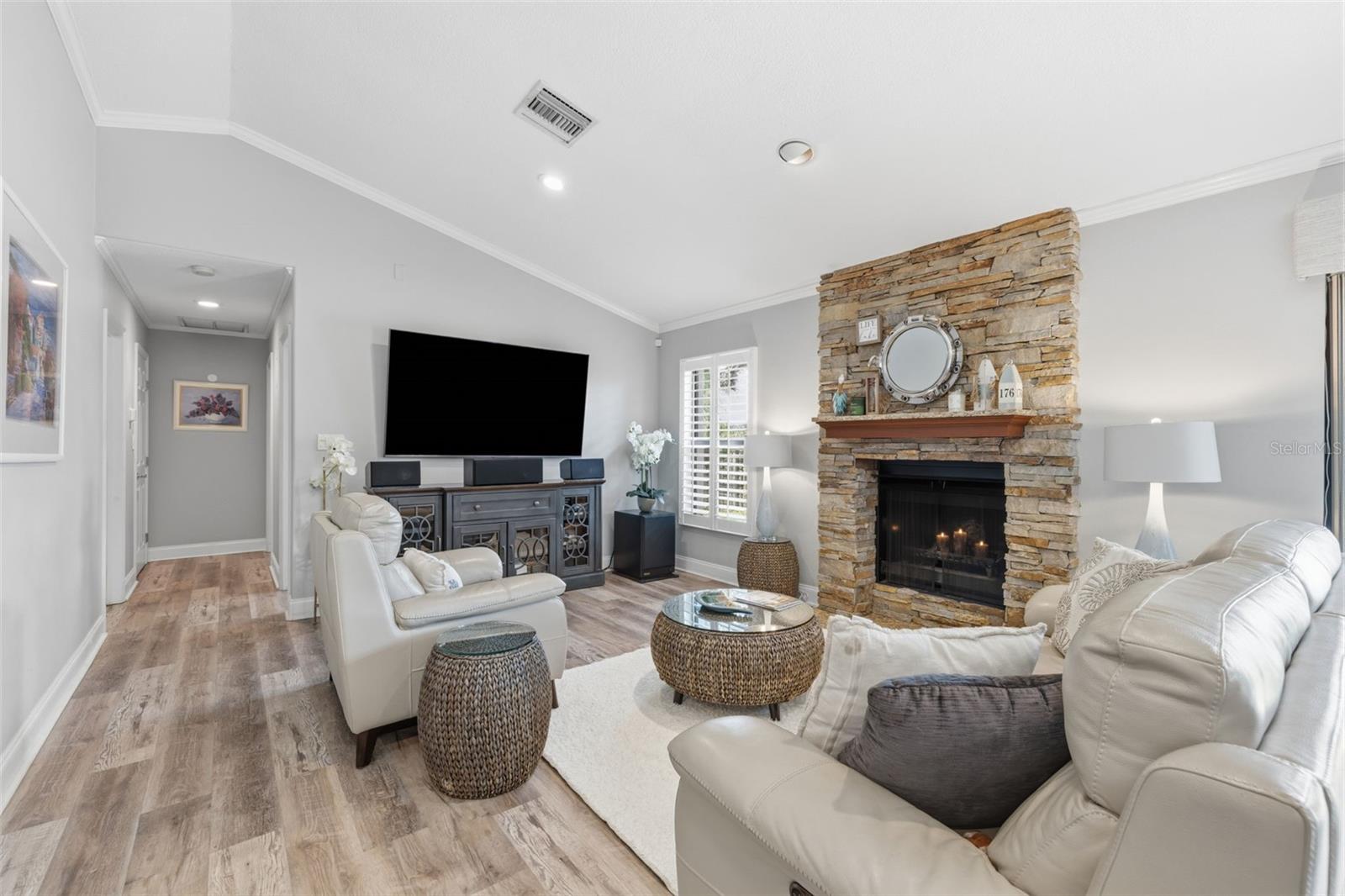 LAKE SHORE ESTATES 1ST ADD - Residential