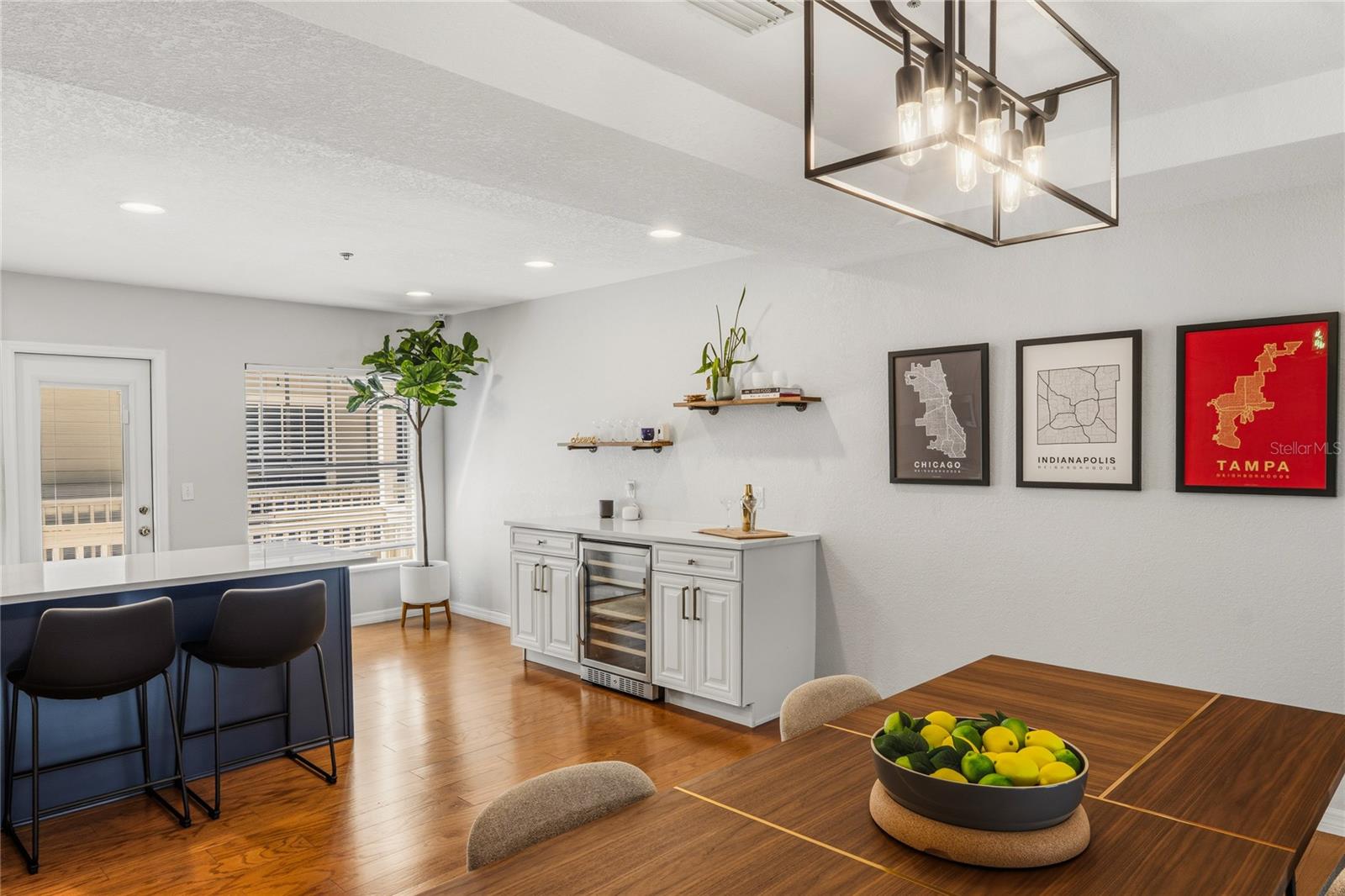 PALM PLACE BY THE BAYSHORE A C - Residential