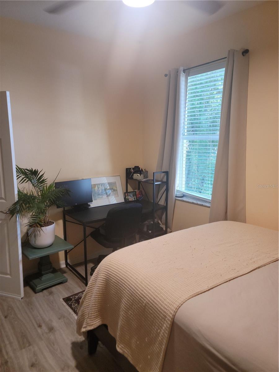 SOUTHERN OAKS GROVE - Residential