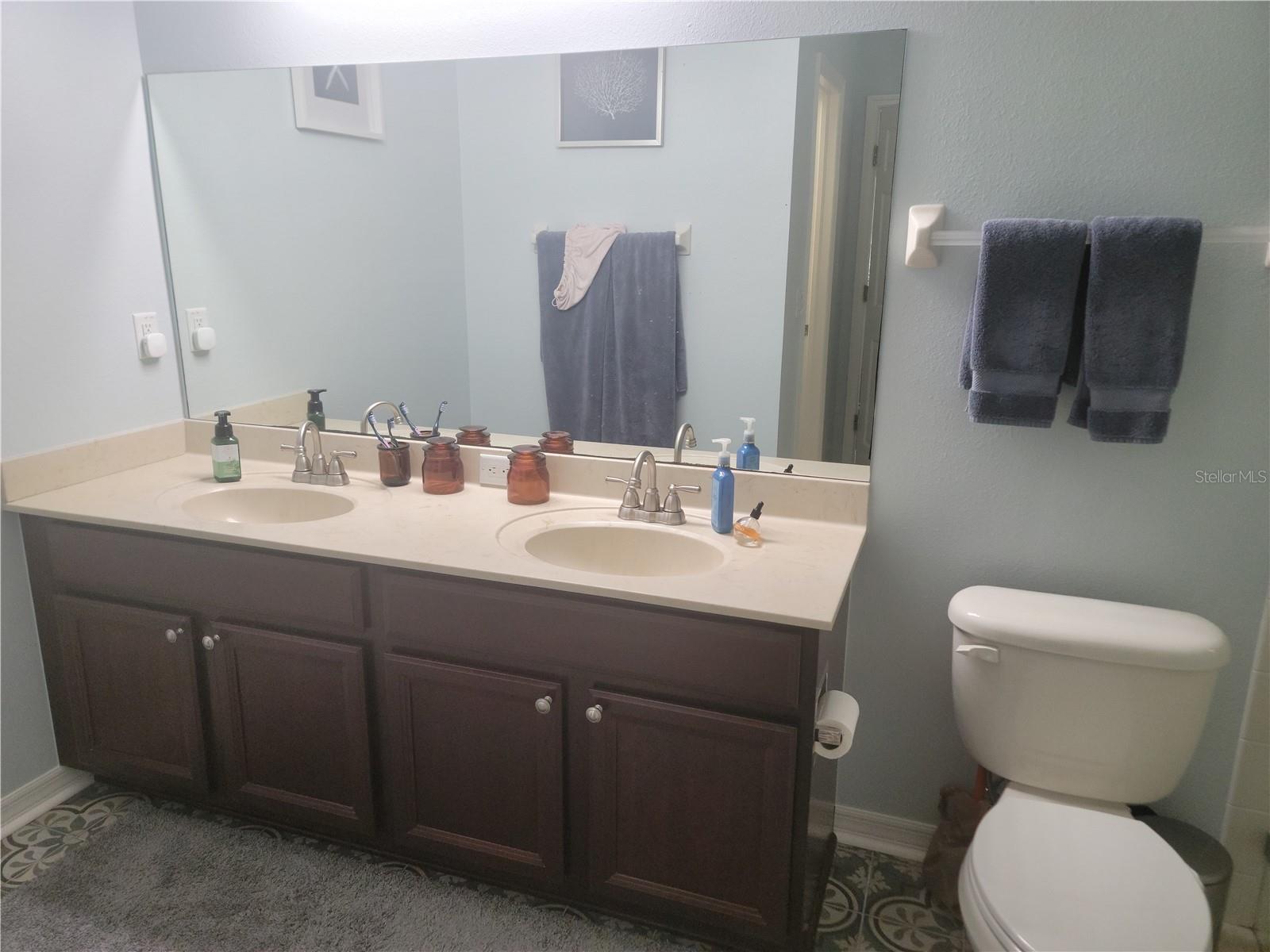 SOUTHERN OAKS GROVE - Residential