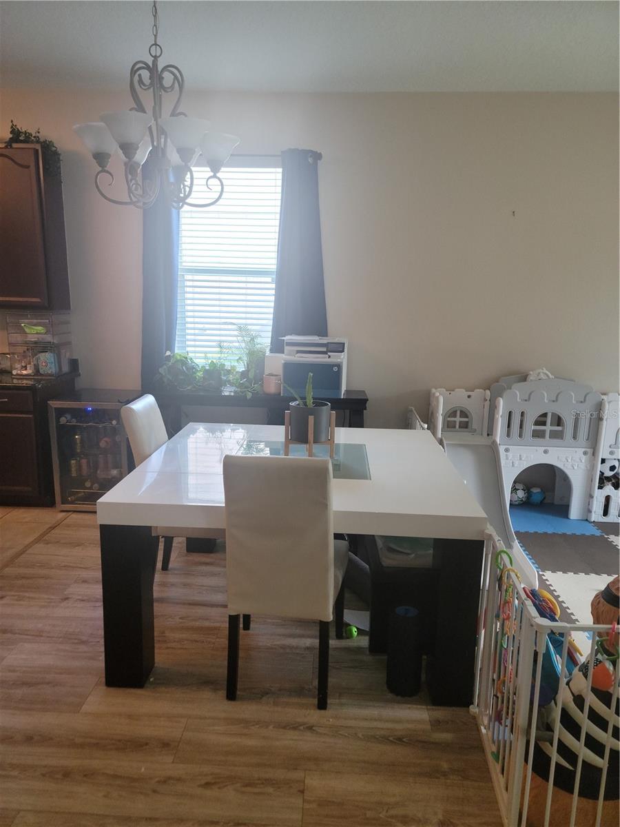 SOUTHERN OAKS GROVE - Residential