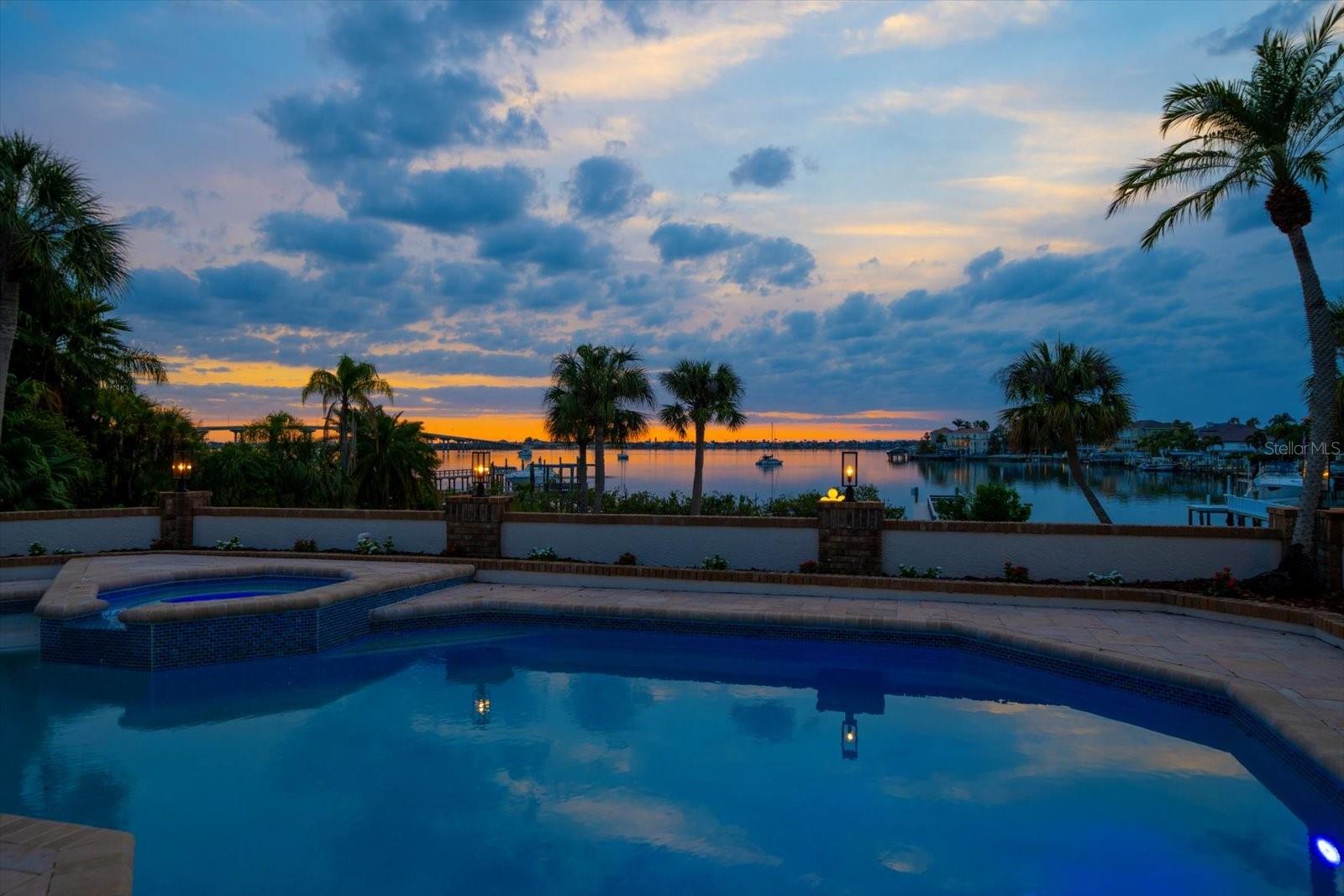 SUNSET VIEW BAY #A - Residential