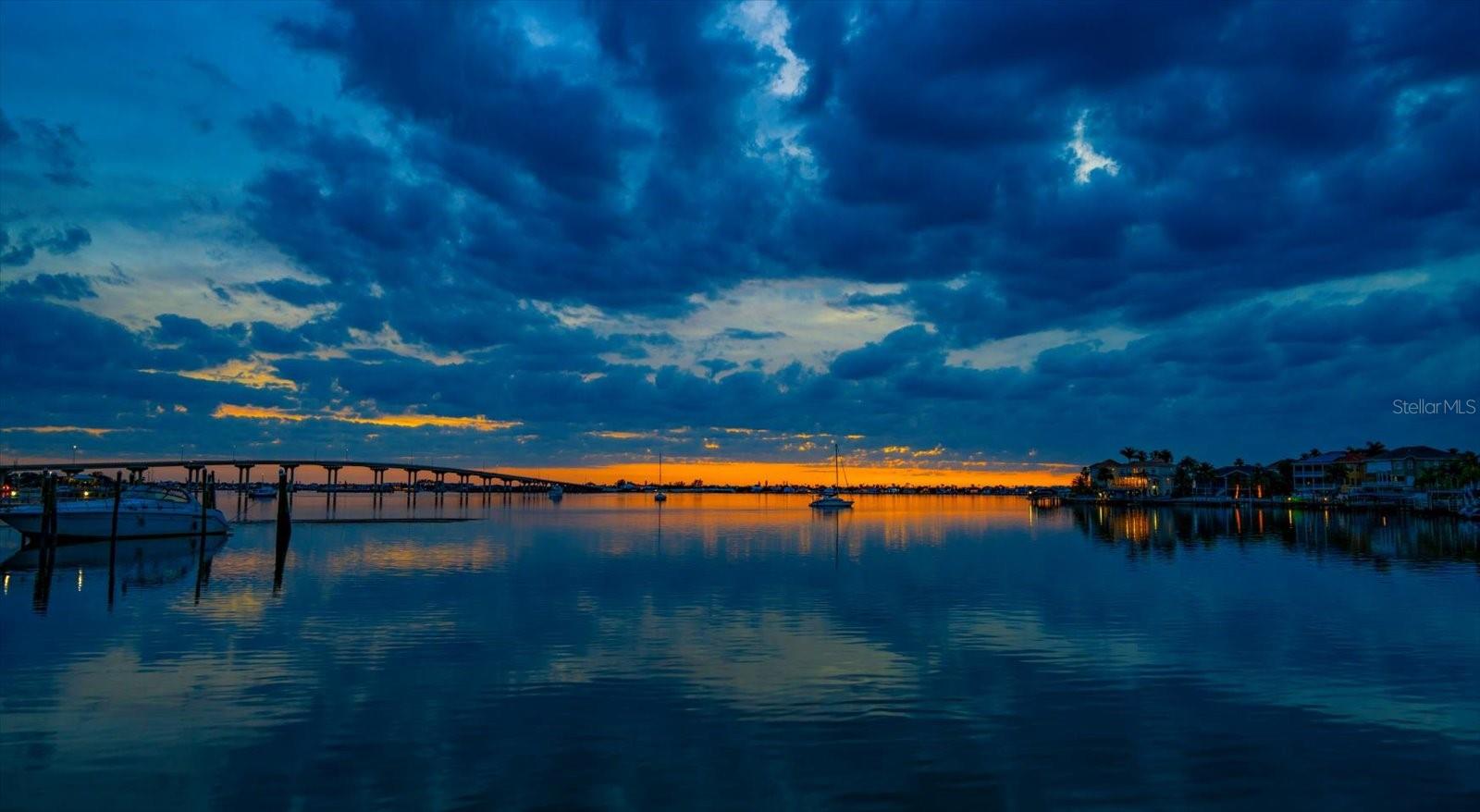 SUNSET VIEW BAY #A - Residential