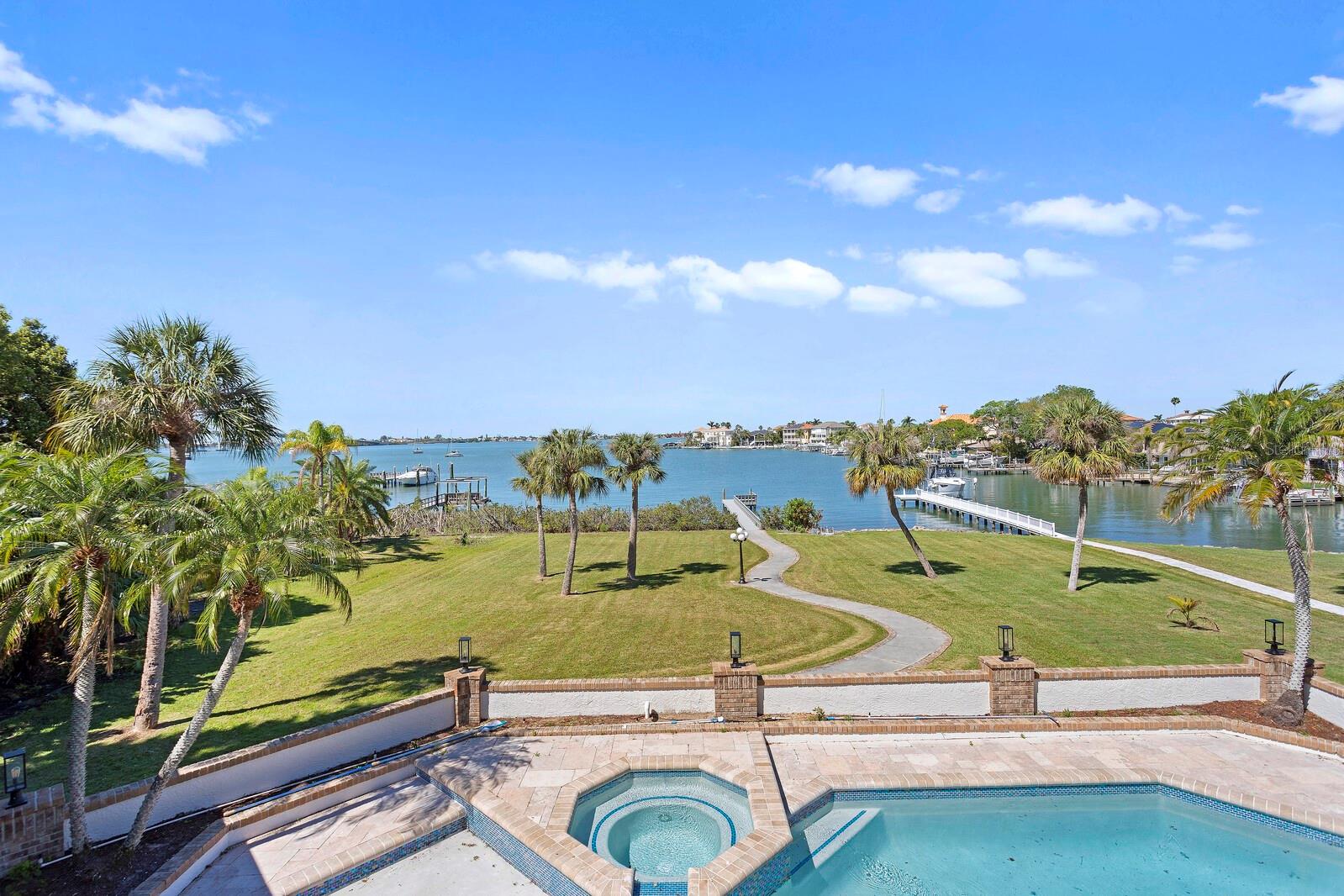 SUNSET VIEW BAY #A - Residential