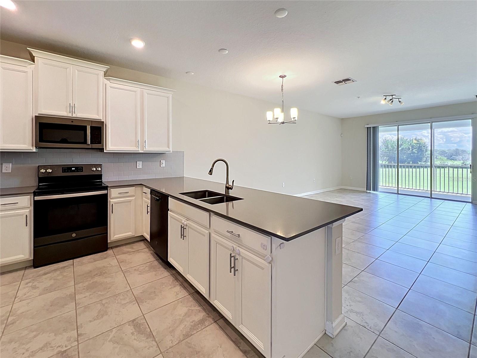 CHAMPIONSGATE CONDO PH 7 - Residential