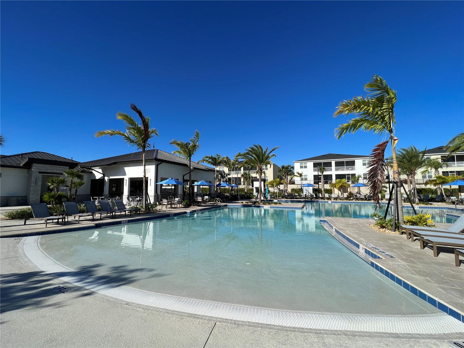 CHAMPIONSGATE CONDO PH 7 - Residential