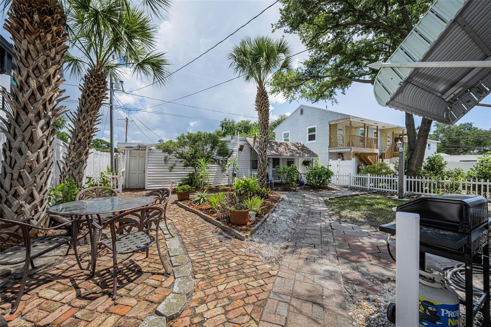 CENTRAL AVE HEIGHTS - Residential
