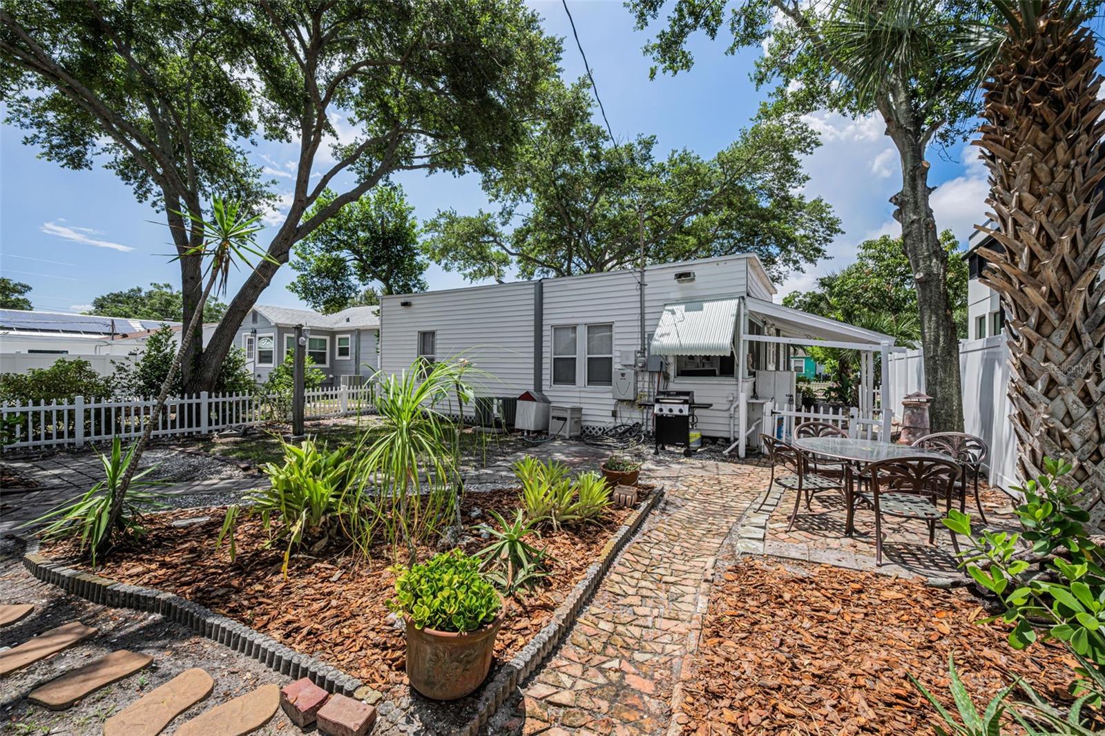 CENTRAL AVE HEIGHTS - Residential