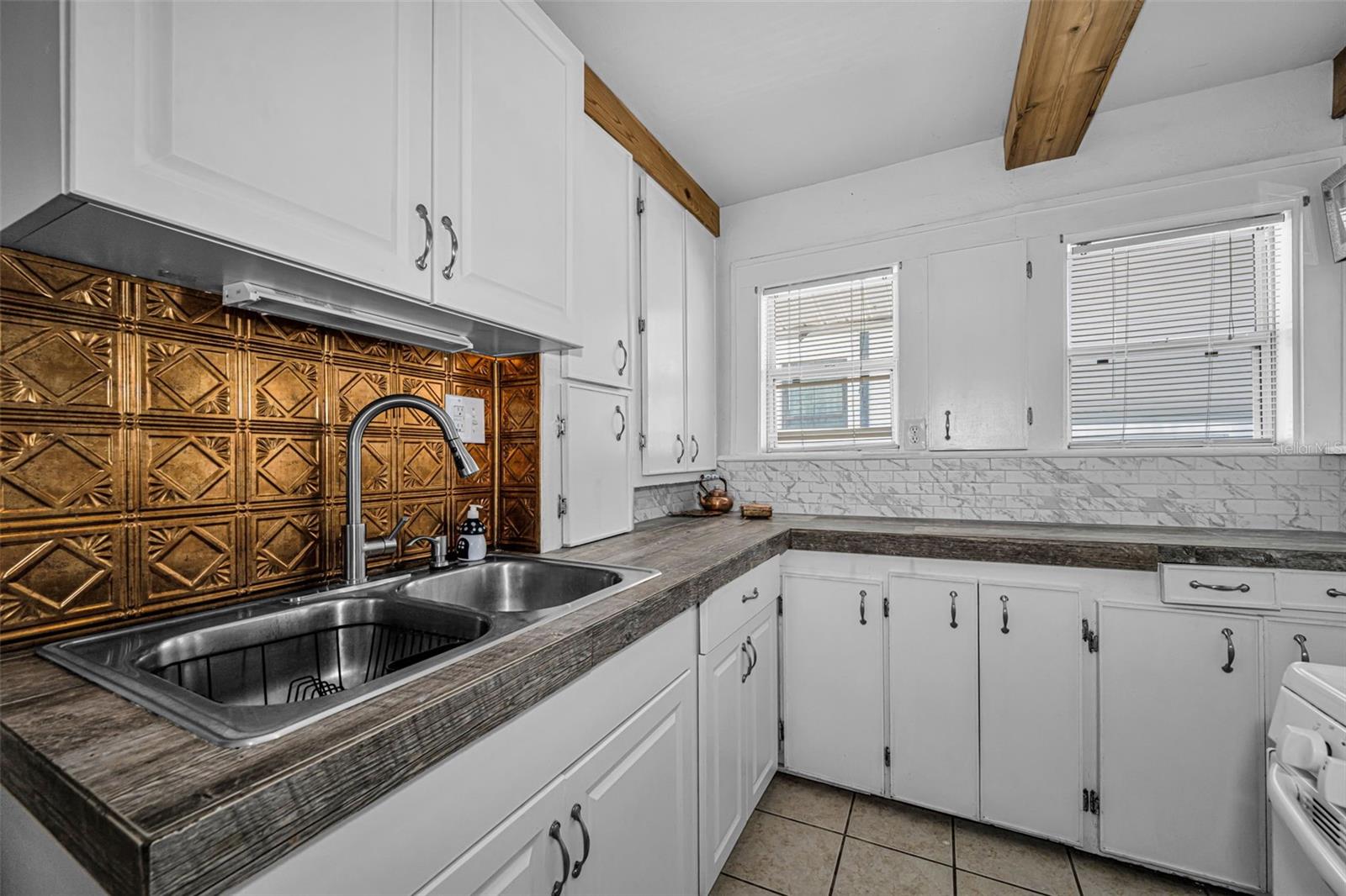 CENTRAL AVE HEIGHTS - Residential