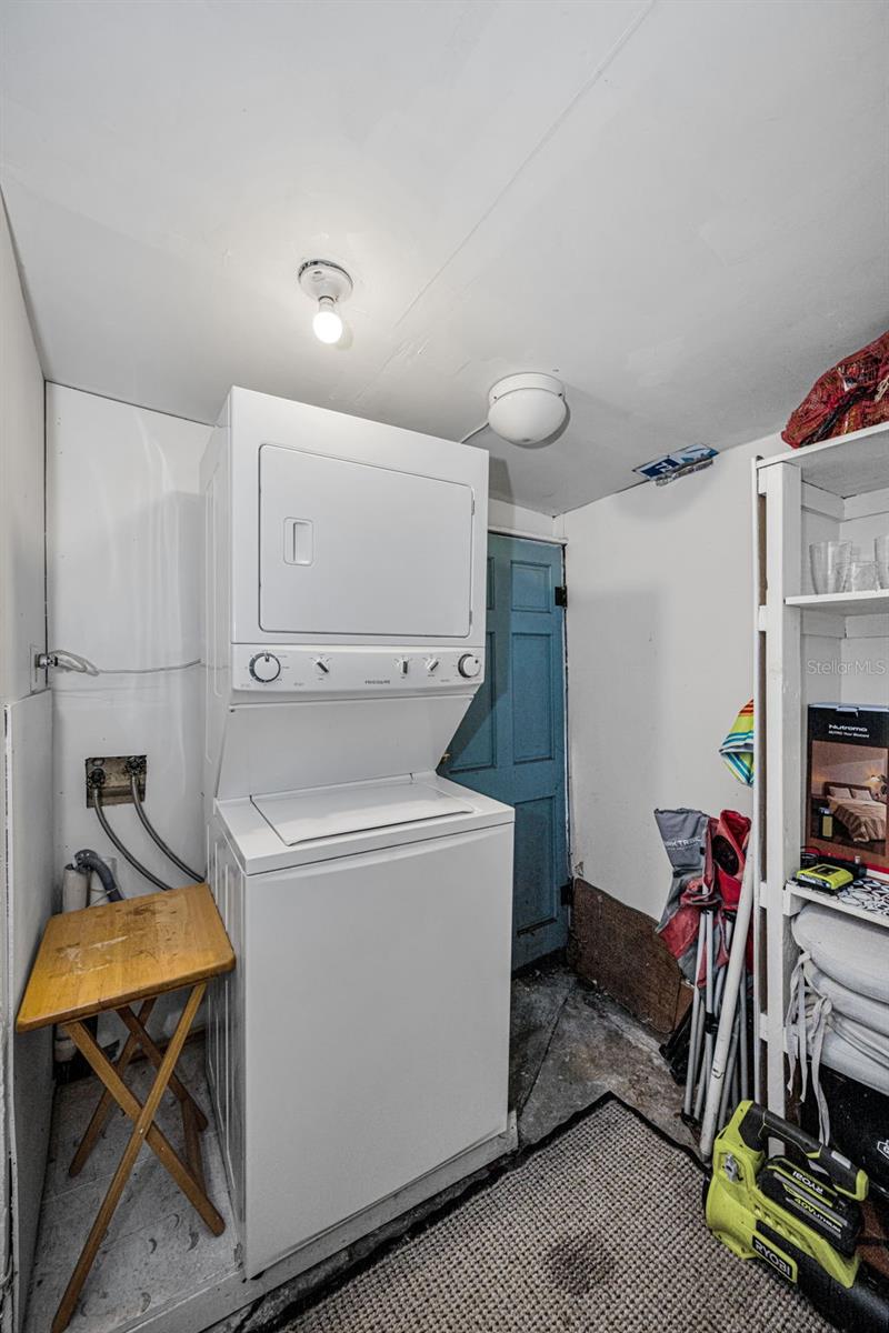 CENTRAL AVE HEIGHTS - Residential