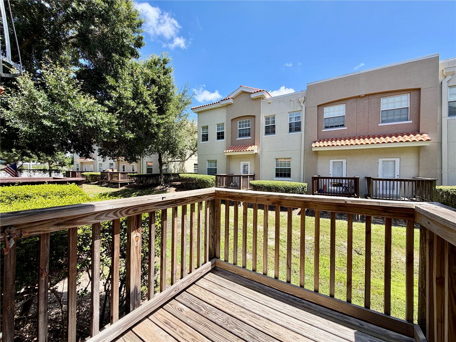 GANDY TWNHMS - Residential Lease