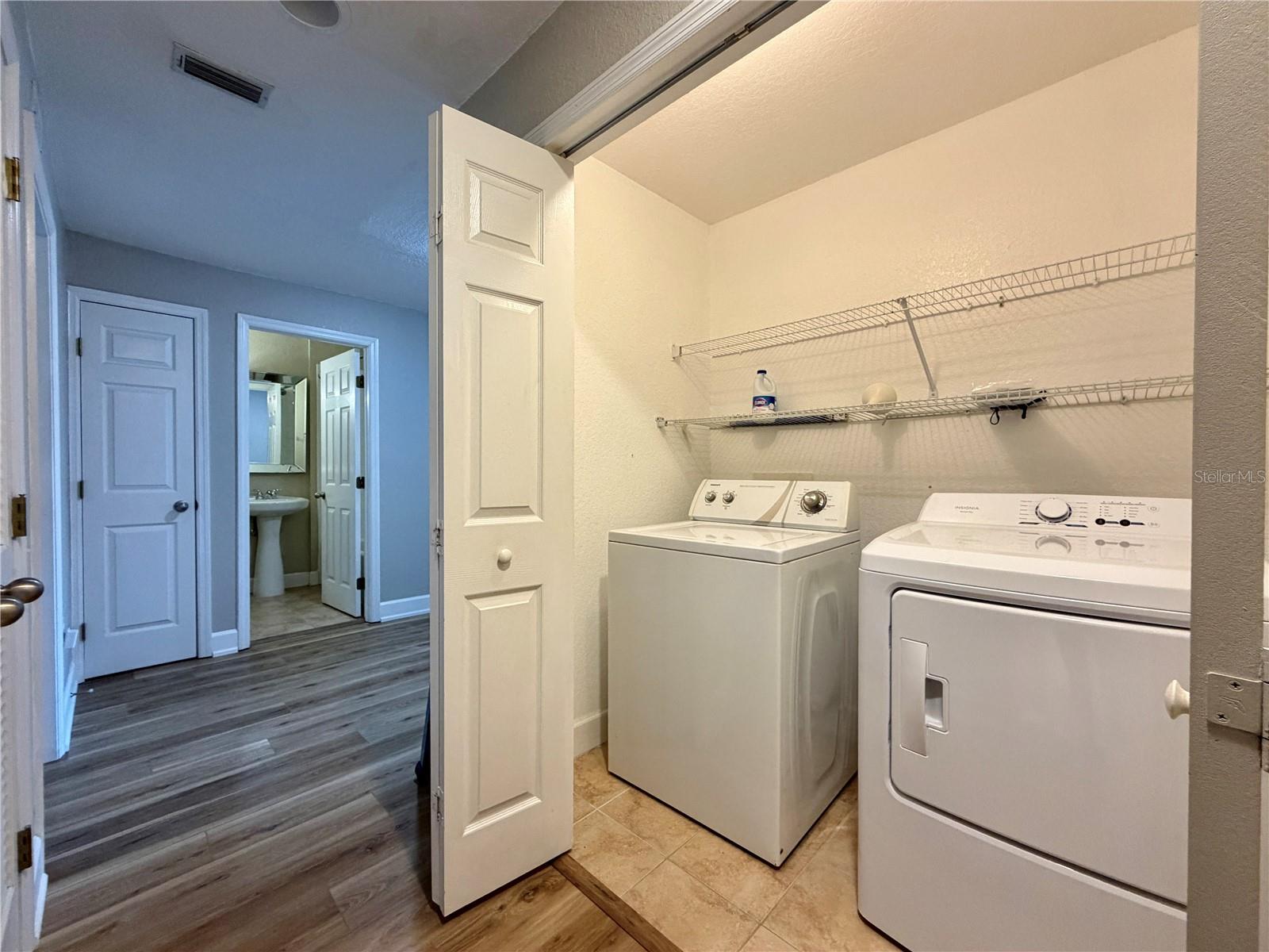 GANDY TWNHMS - Residential Lease