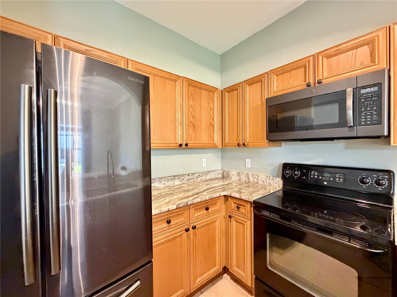 GANDY TWNHMS - Residential Lease