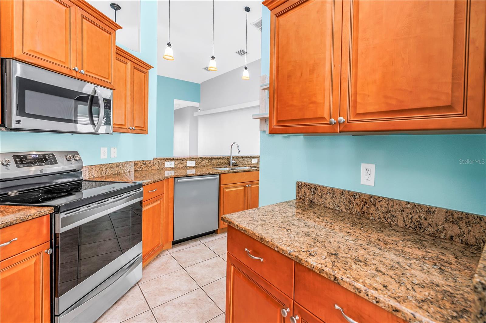 OAK BLUFF NORTH - Residential