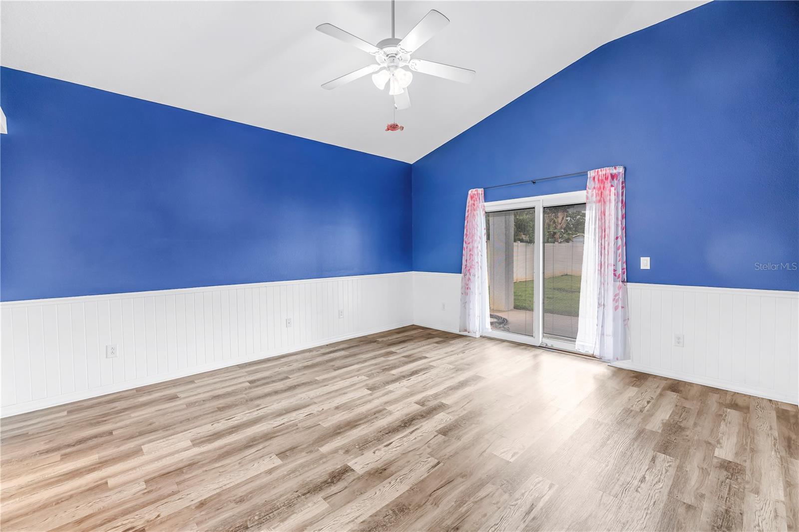 OAK BLUFF NORTH - Residential