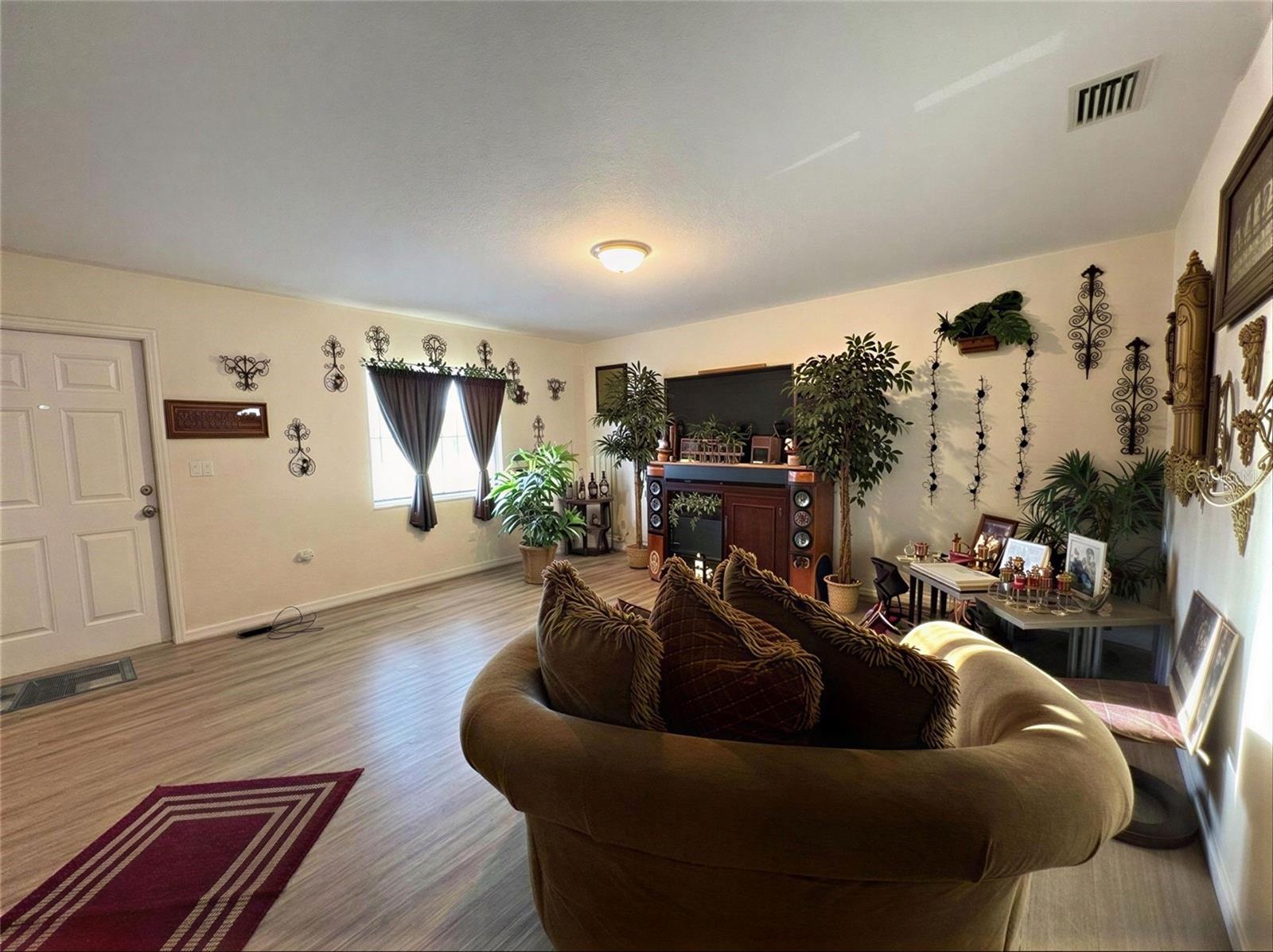 CORTEZ GARDENS FIRST SEC - Residential Income