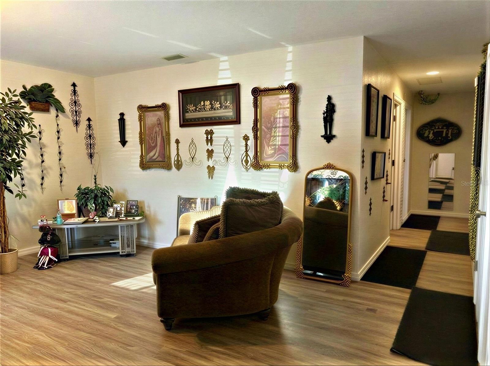 CORTEZ GARDENS FIRST SEC - Residential Income