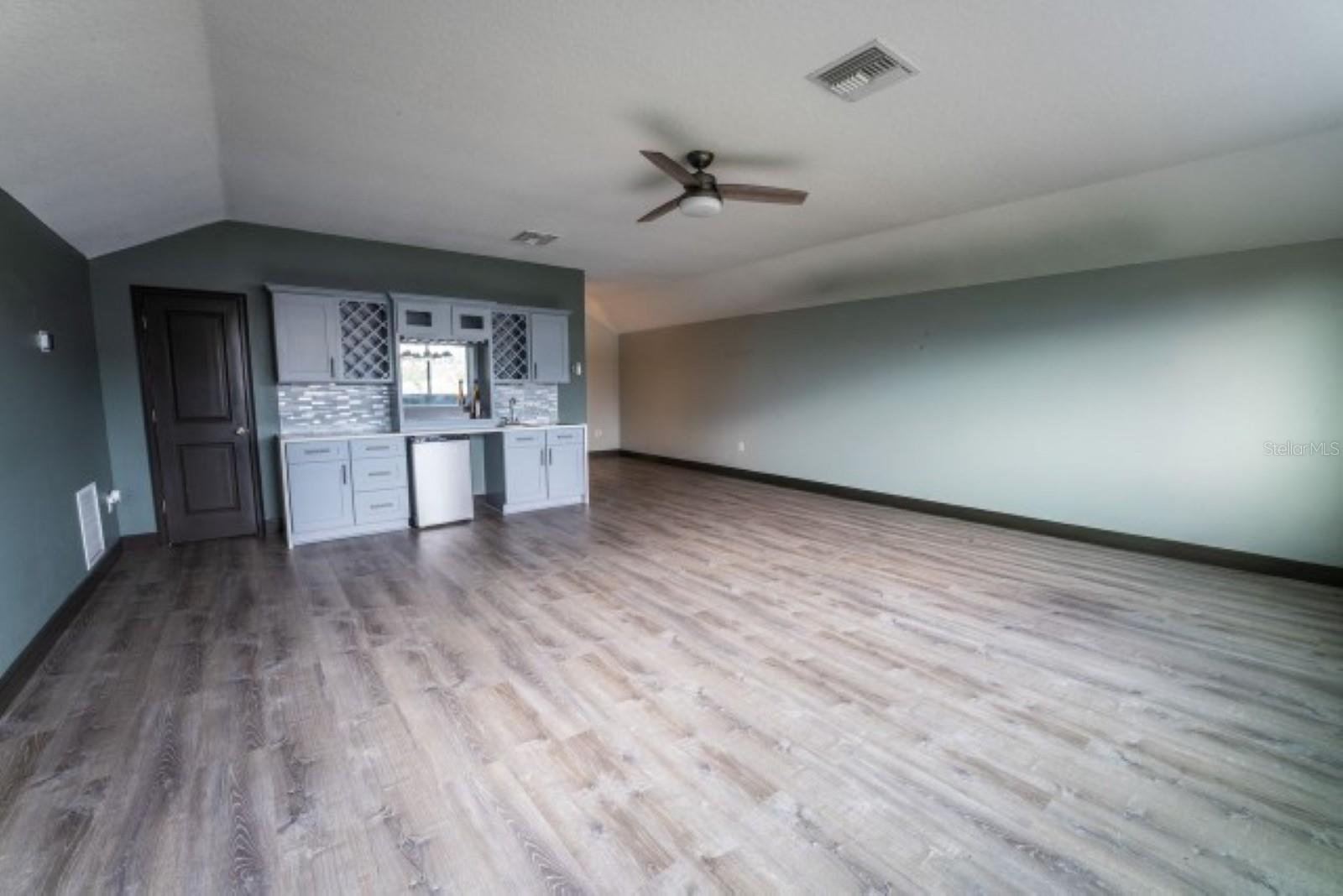 VILLAGES AT AVALON PH 1 - Residential Lease
