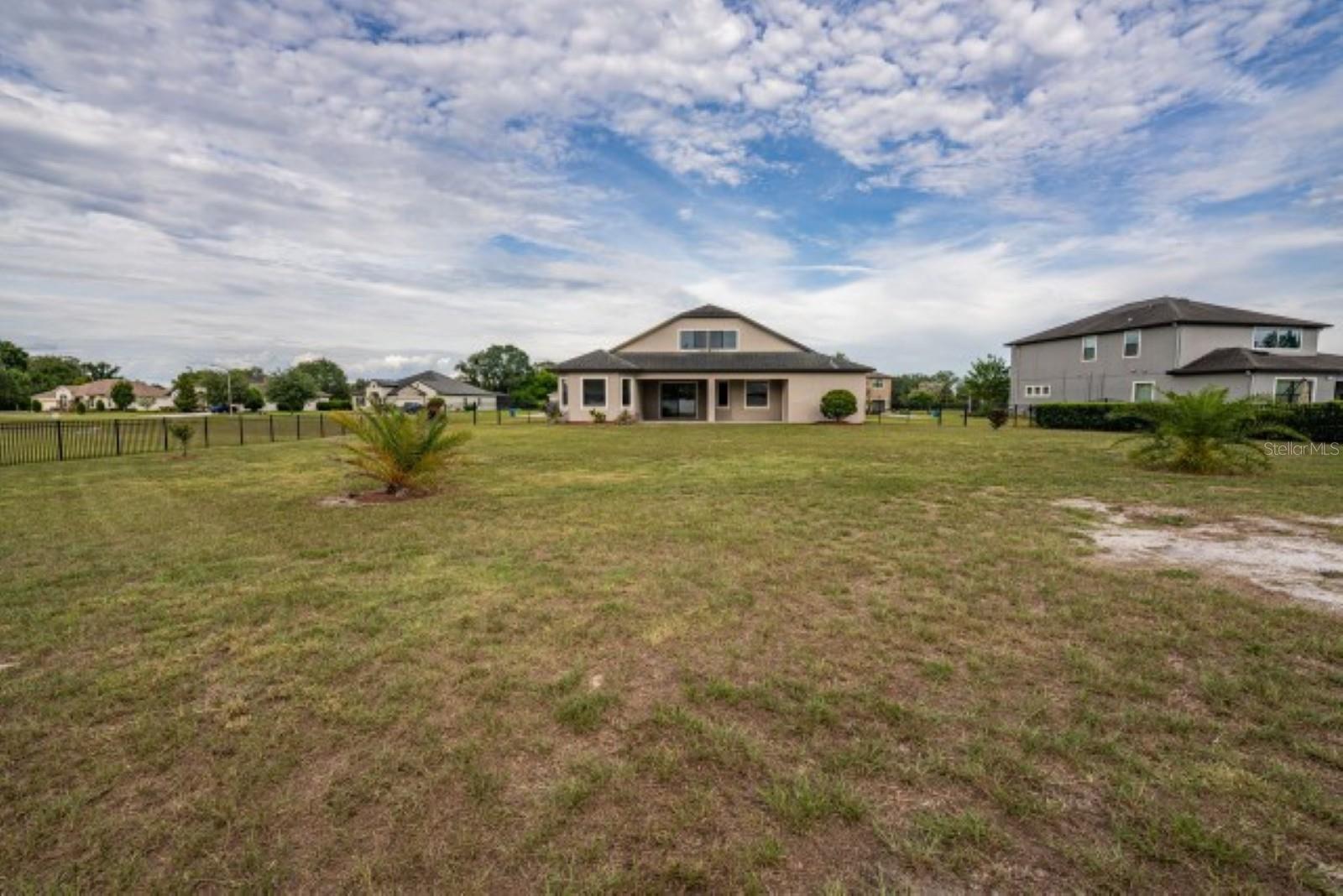 VILLAGES AT AVALON PH 1 - Residential Lease