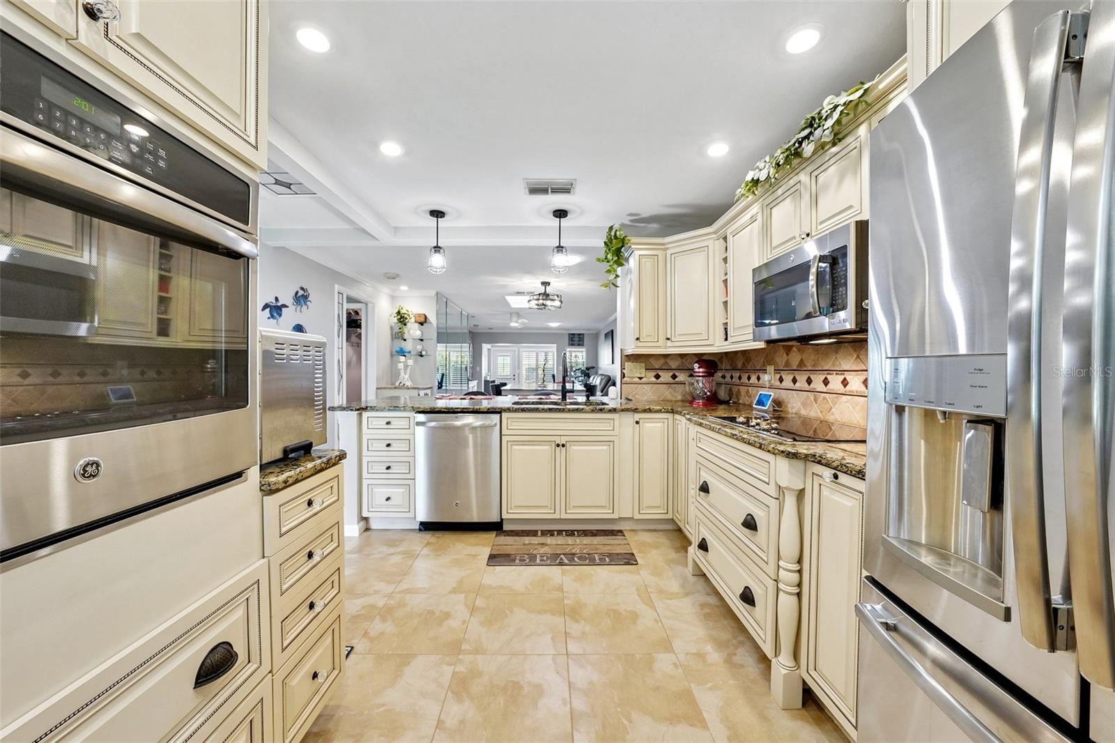 HIGHLAND LAKES MODEL CONDO - Residential