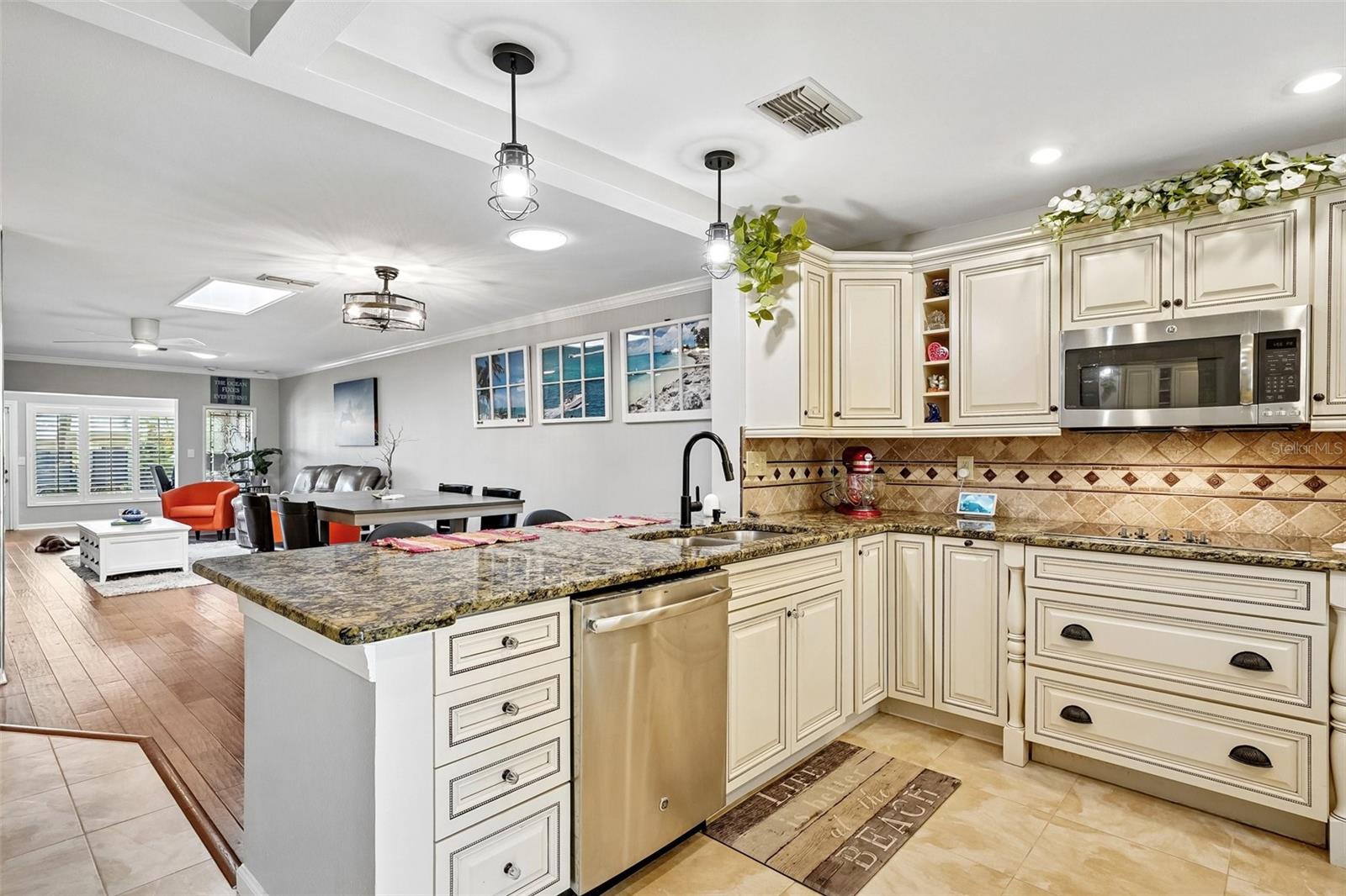 HIGHLAND LAKES MODEL CONDO - Residential