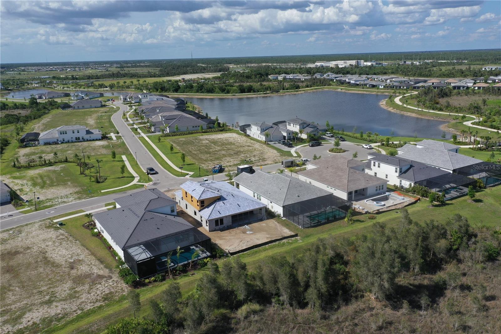 WELLEN PARK - Residential