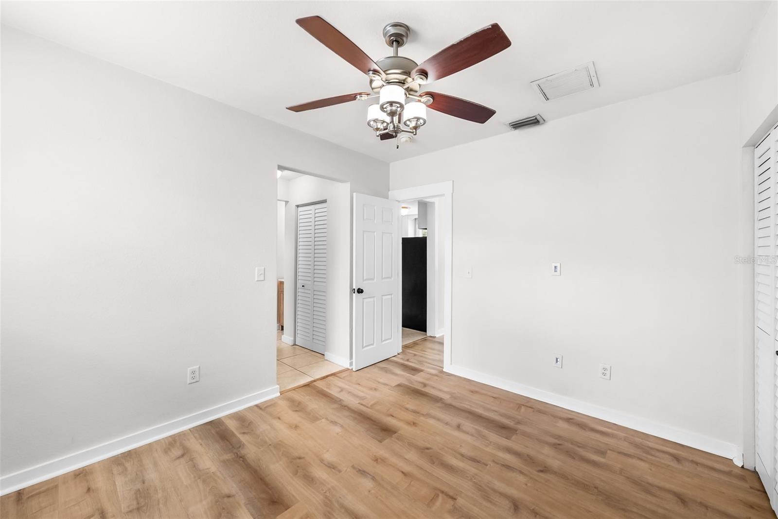 AVALON HEIGHTS - Residential