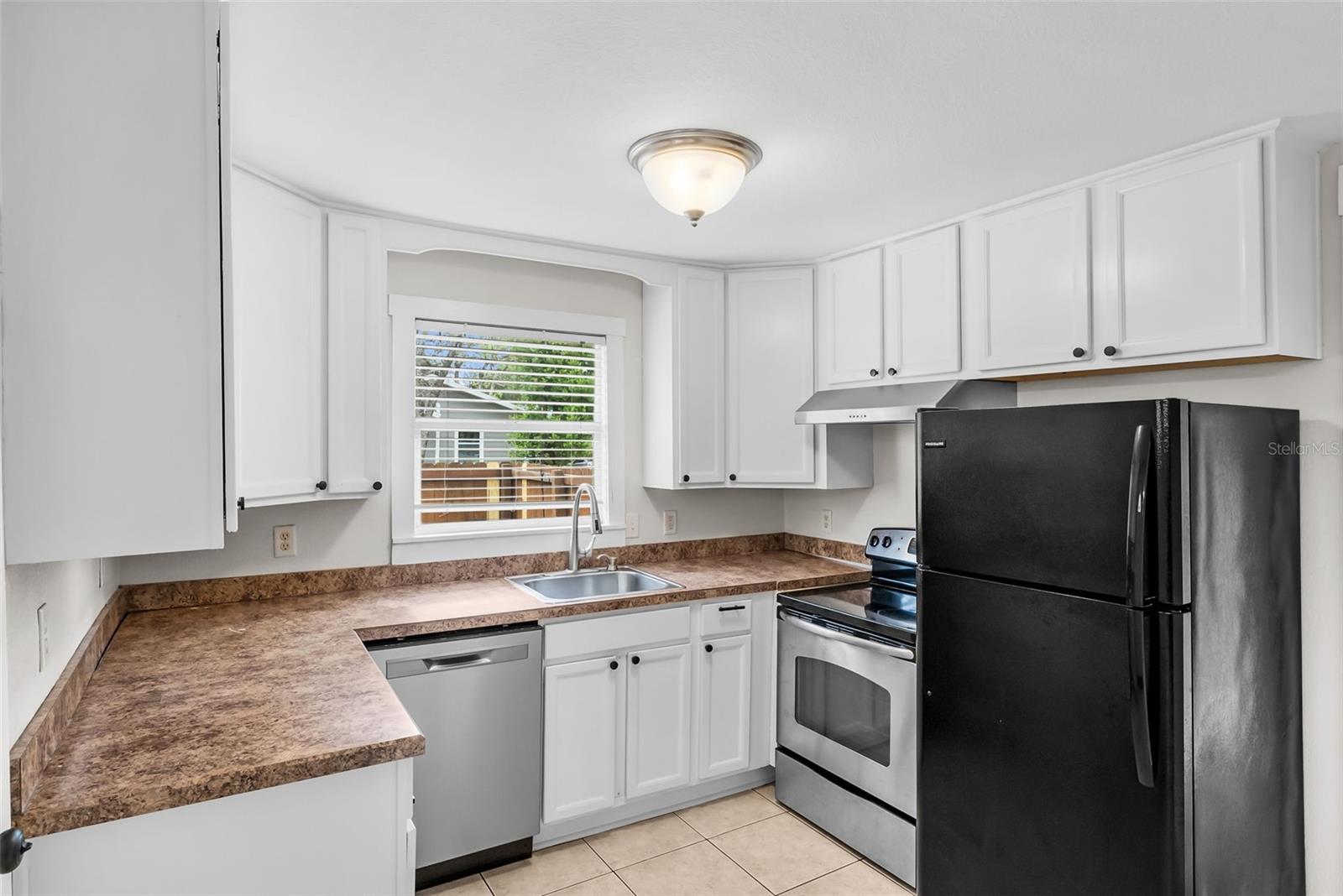 AVALON HEIGHTS - Residential