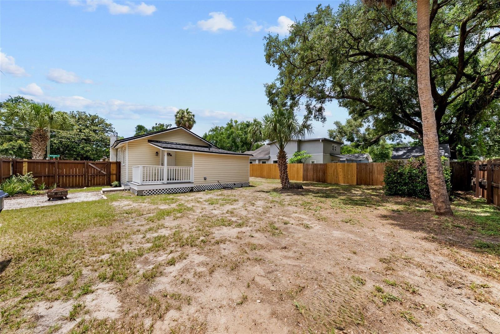 AVALON HEIGHTS - Residential