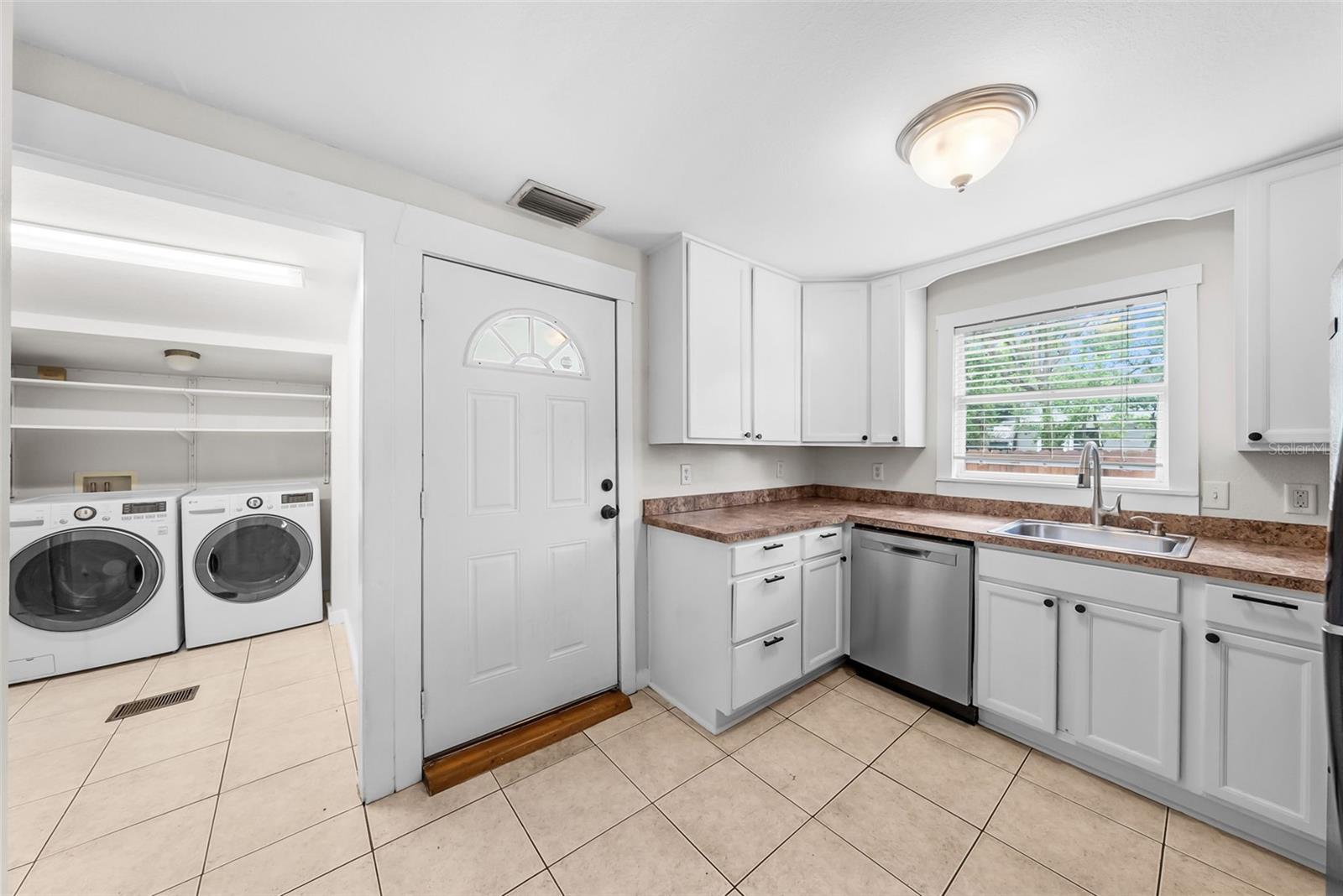 AVALON HEIGHTS - Residential