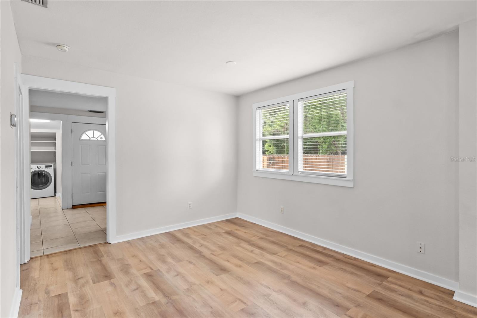 AVALON HEIGHTS - Residential