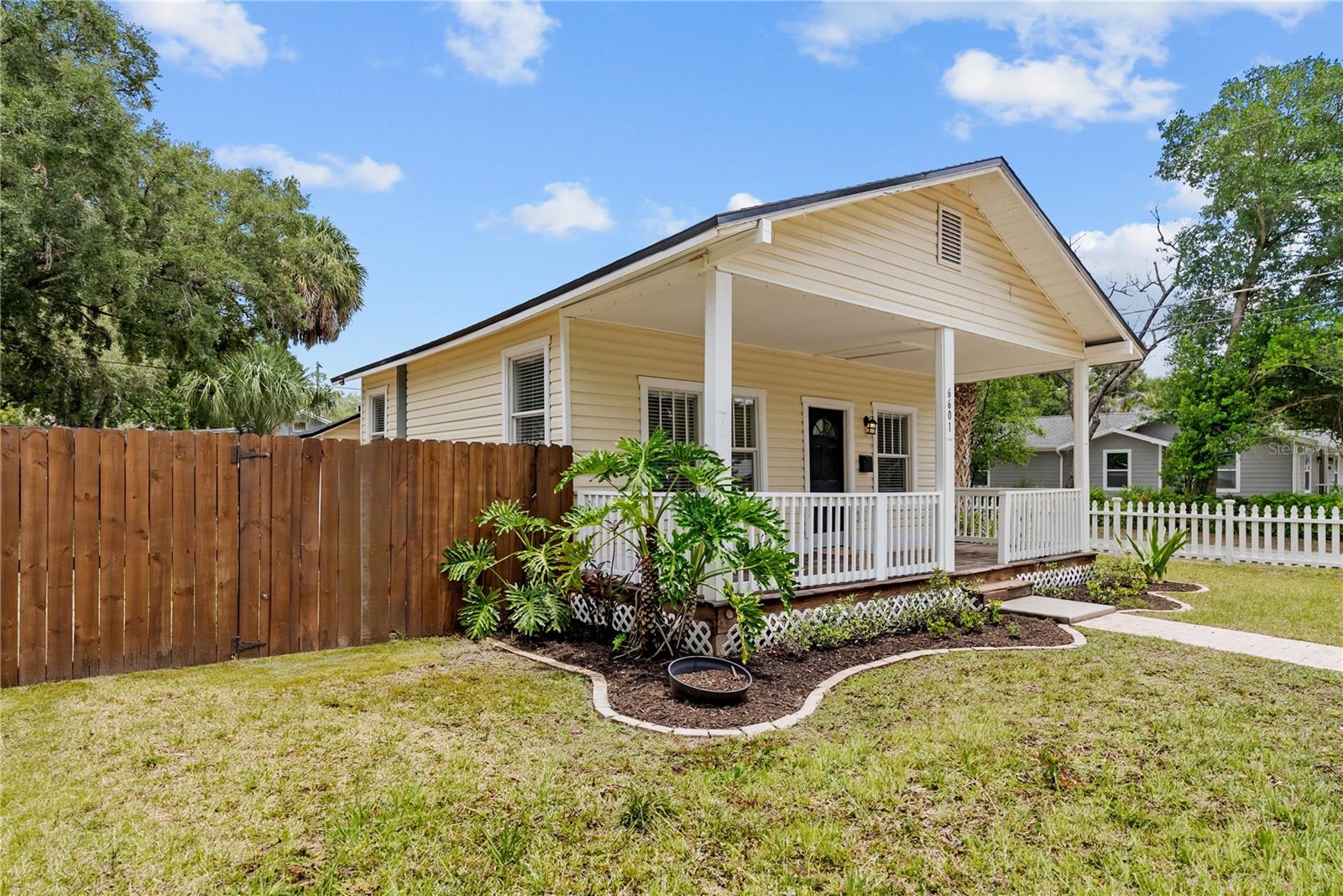 AVALON HEIGHTS - Residential