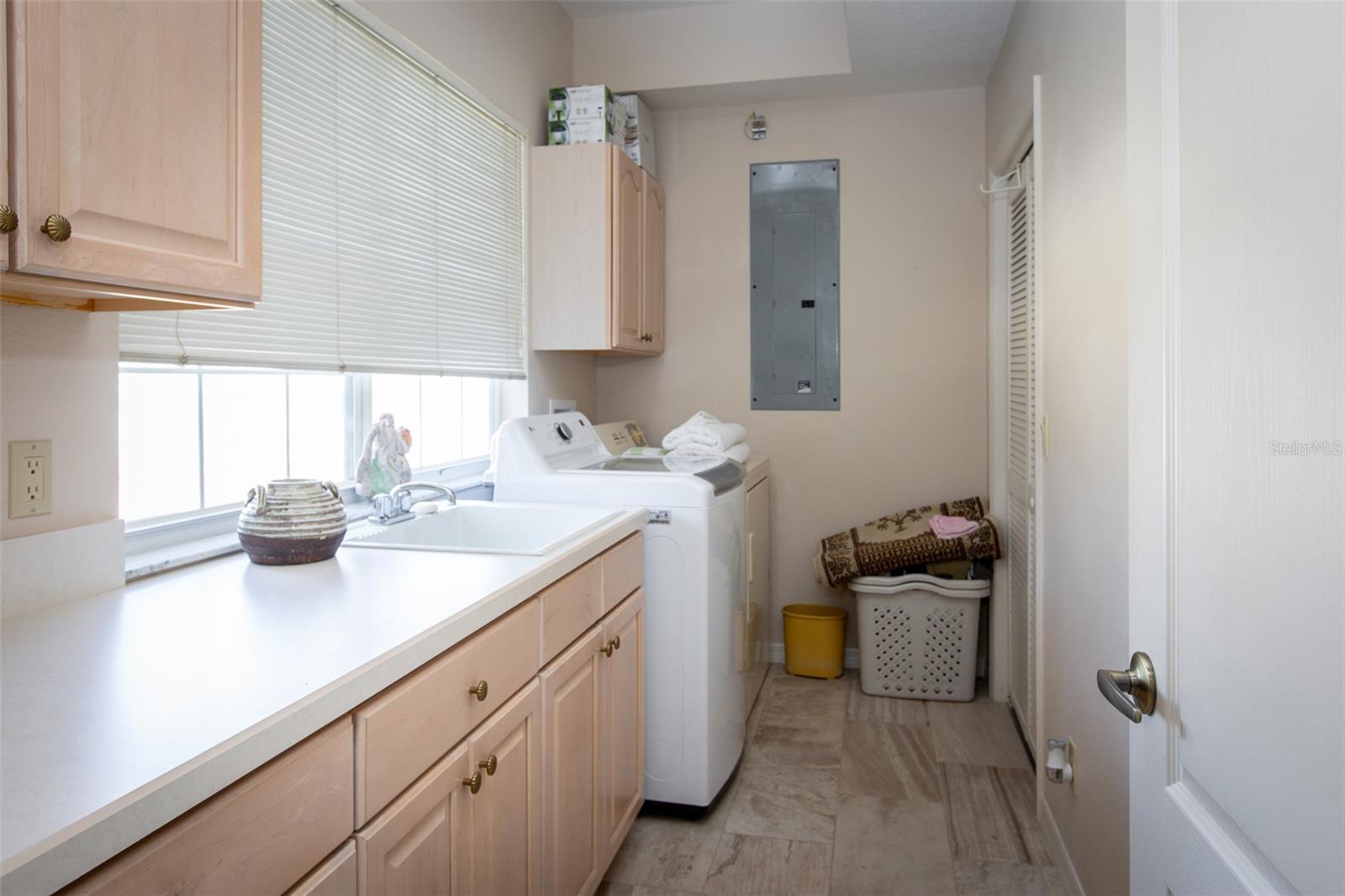 WOODLAND ESTATES UNIT 02A UNREC - Residential