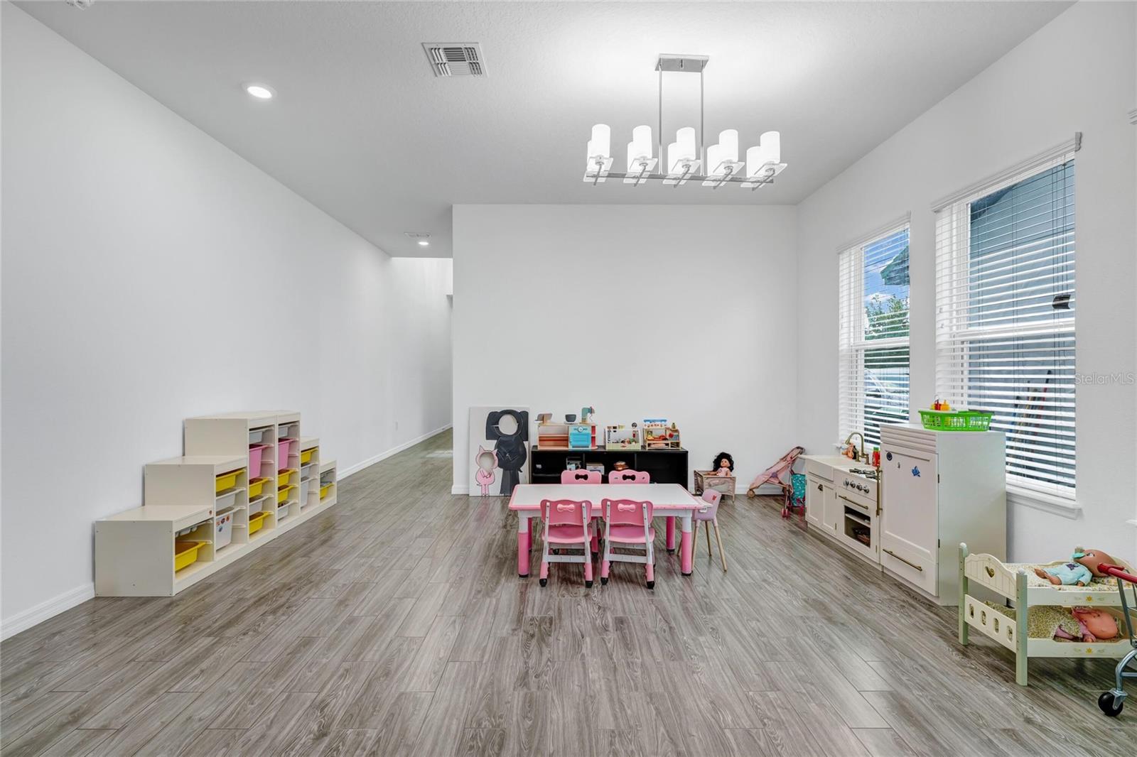 WESTSIDE VILLAGE - Residential
