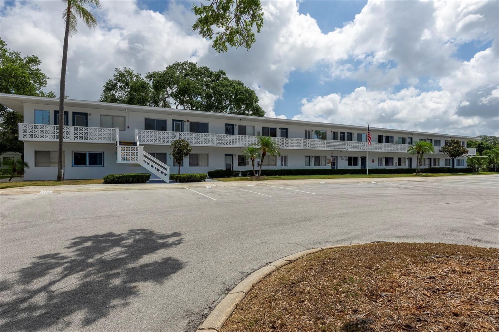 SEMINOLE GARDEN APTS CO-OP - Residential
