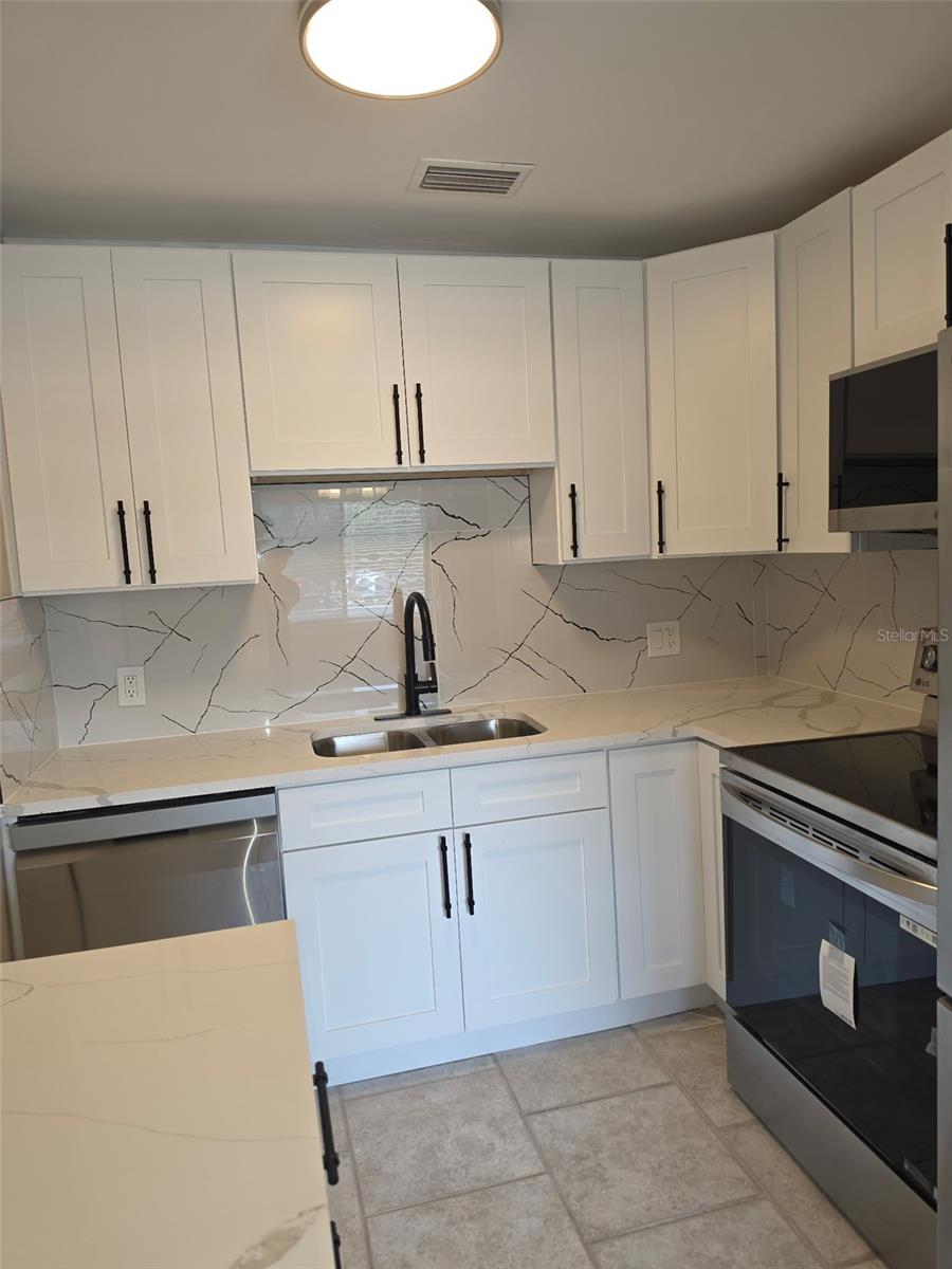 SEMINOLE GARDEN APTS CO-OP - Residential