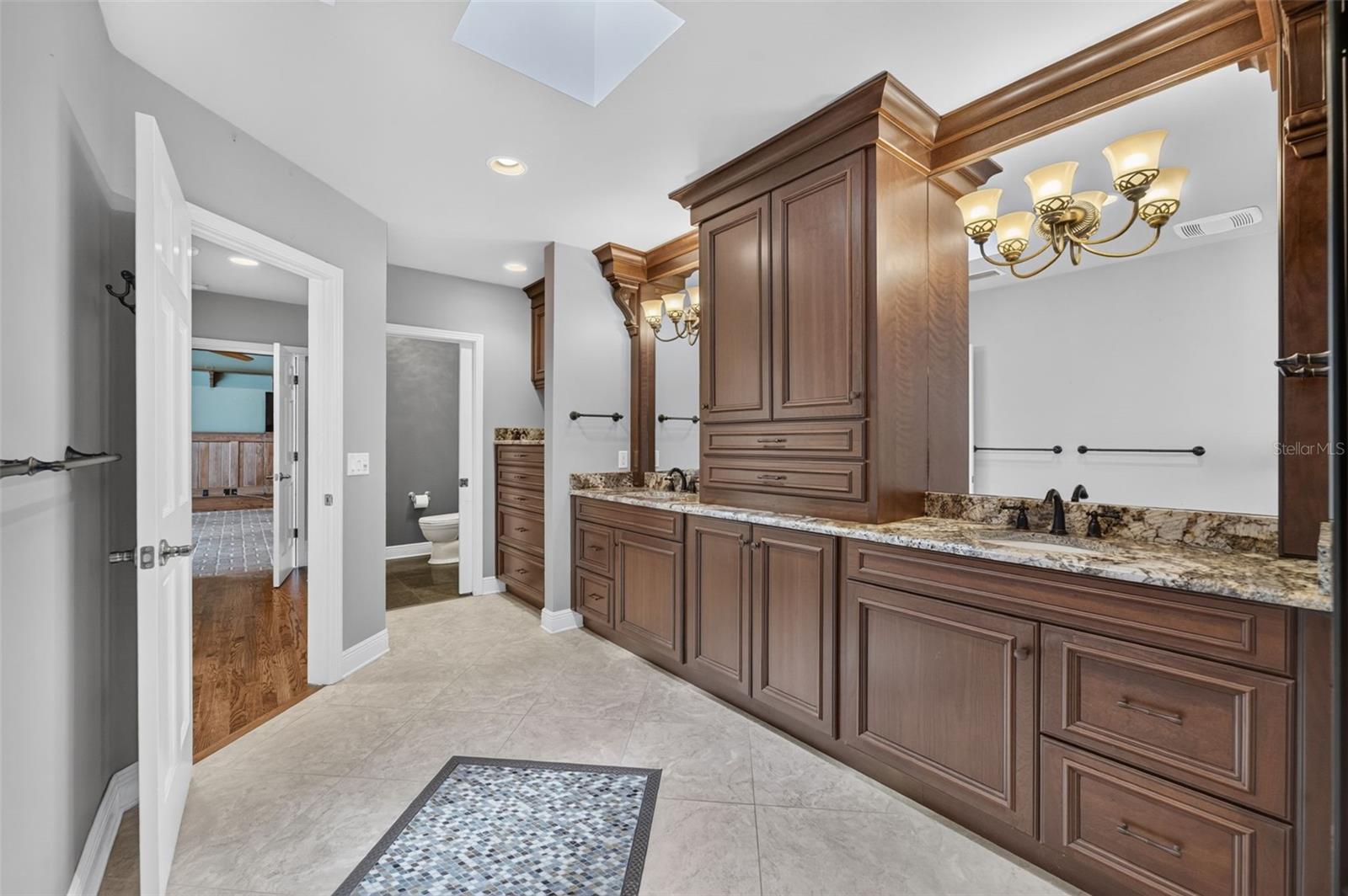 ROSE ISLE SEC 09 - Residential