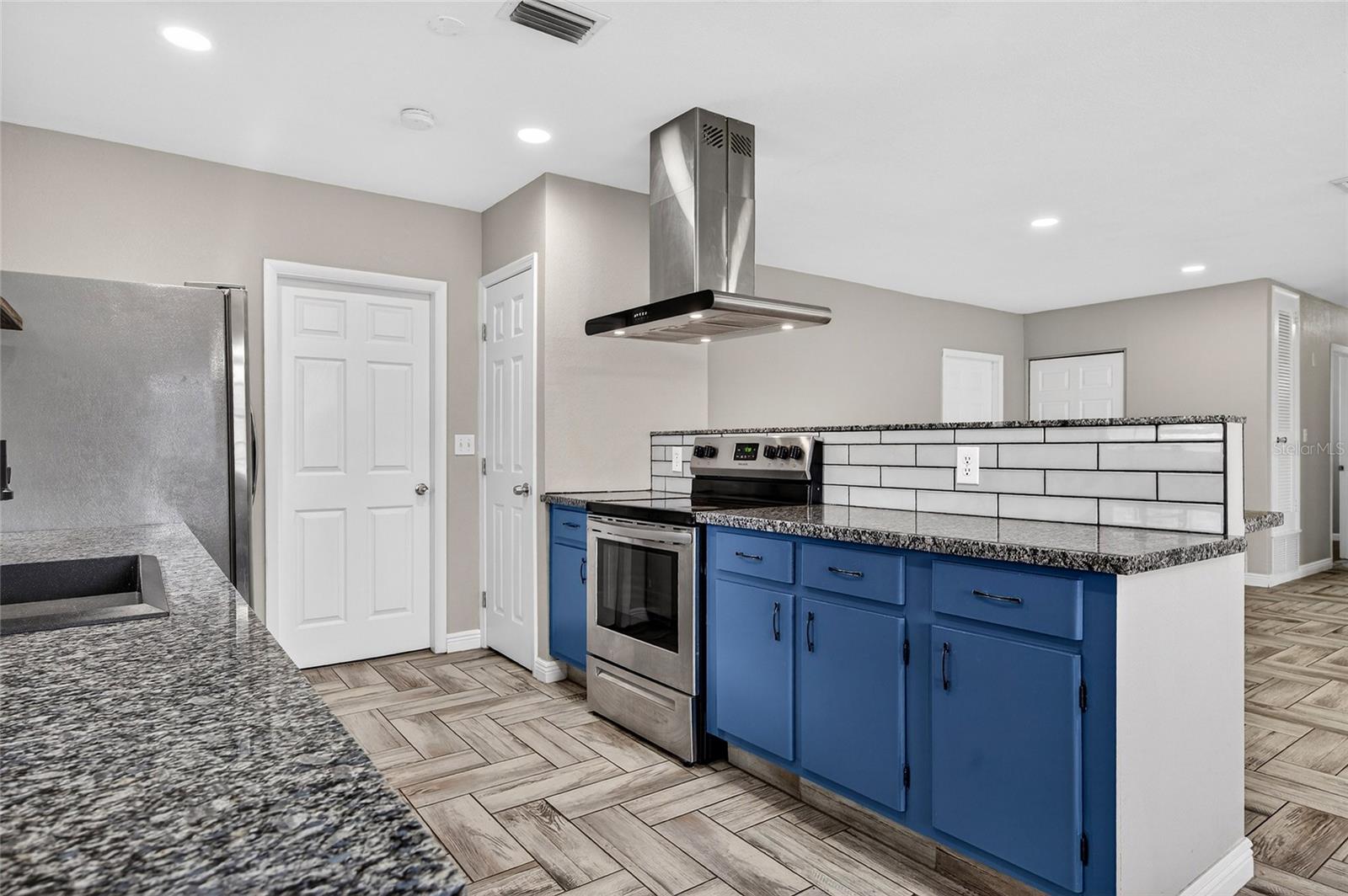 PORT CHARLOTTE 2ND REP - Residential