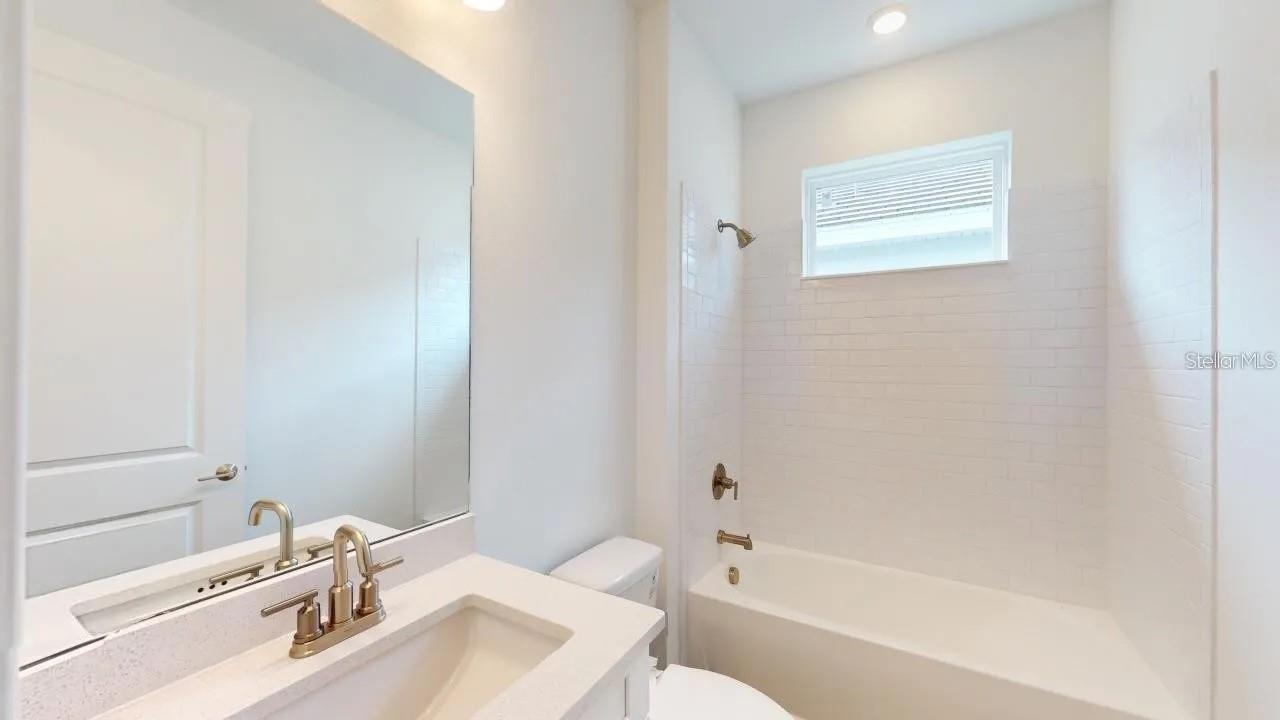 ESPLANADE NORTH AT ARTISAN LAKES SUBPH I - Residential