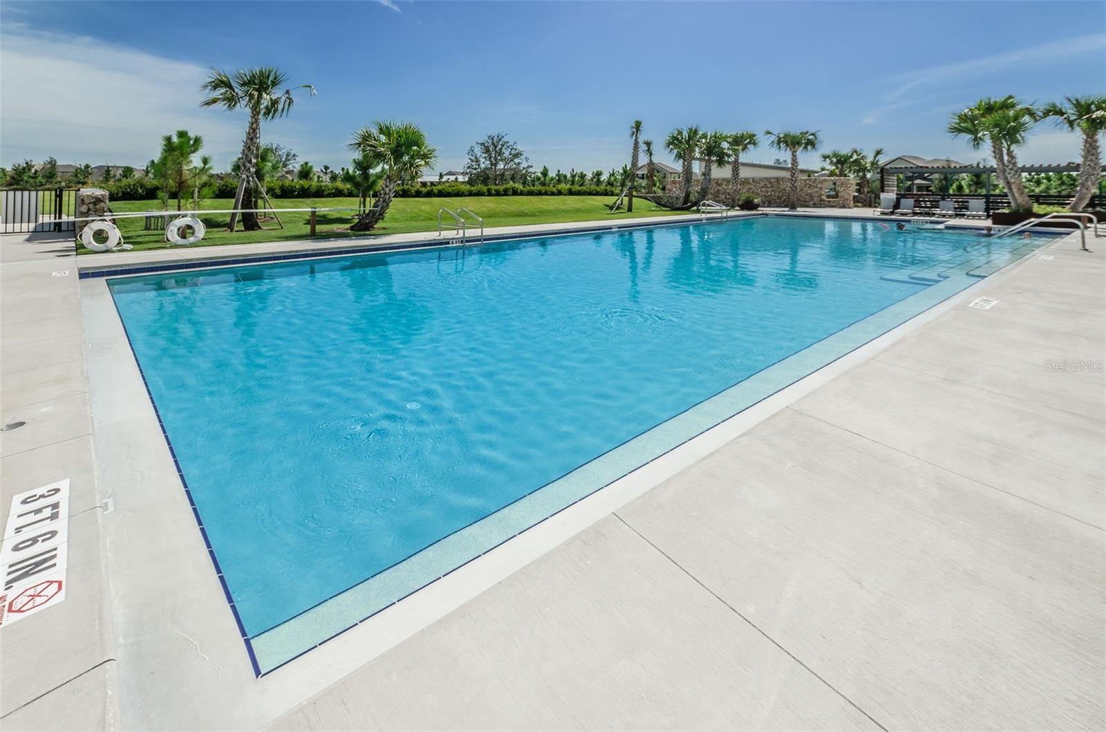 STARKEY RANCH PH 1 PCLS 8 & 9 - Residential Lease