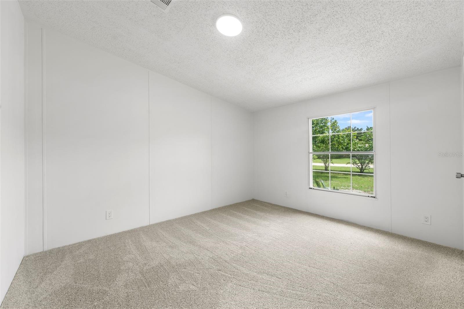 WILLISTON HIGHLANDS - Residential
