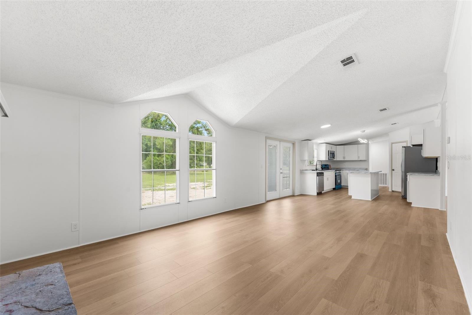 WILLISTON HIGHLANDS - Residential