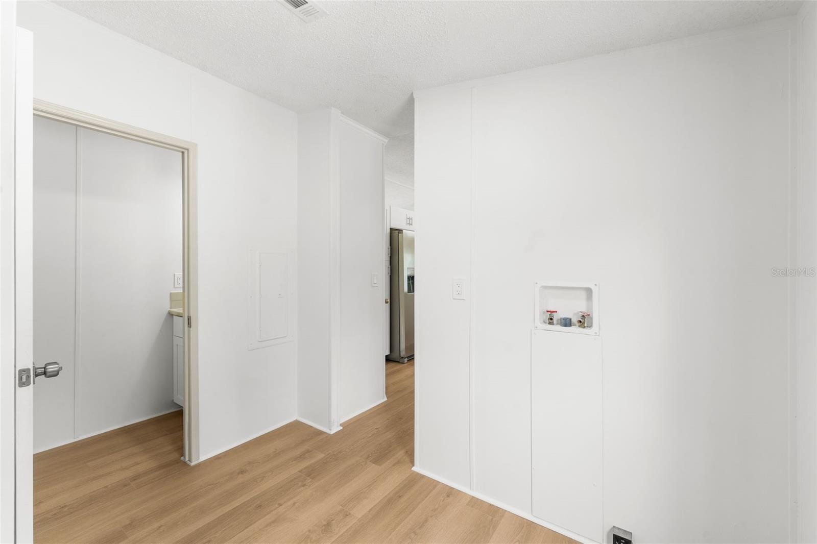 WILLISTON HIGHLANDS - Residential