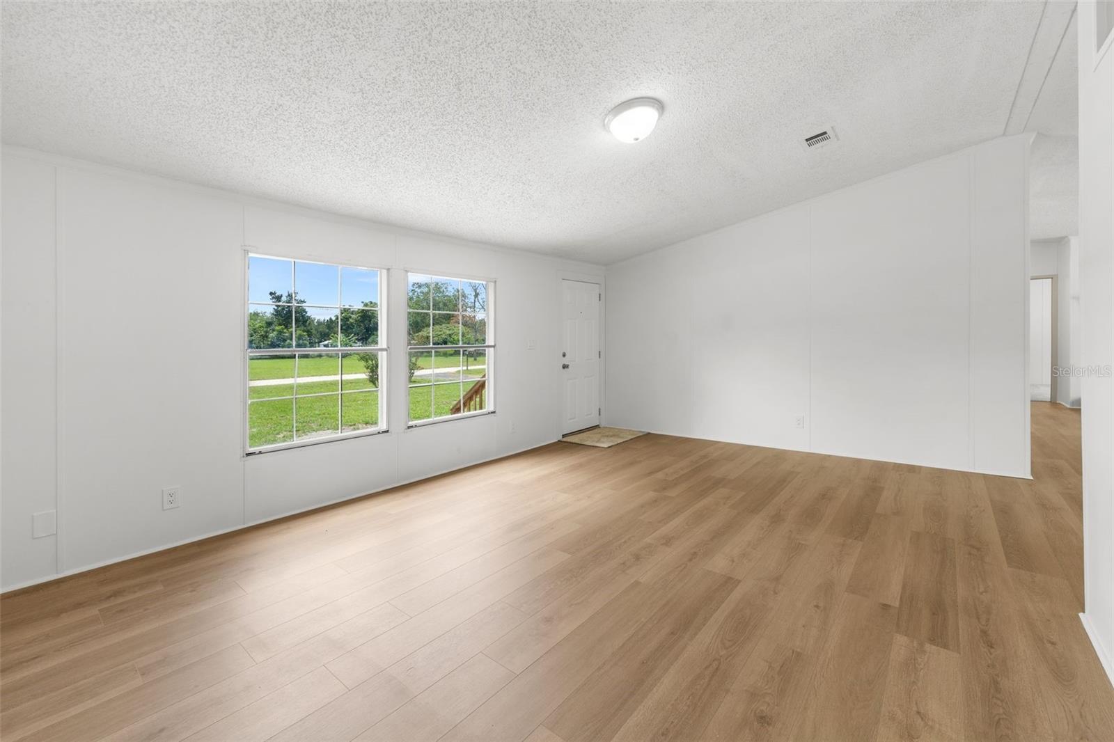 WILLISTON HIGHLANDS - Residential