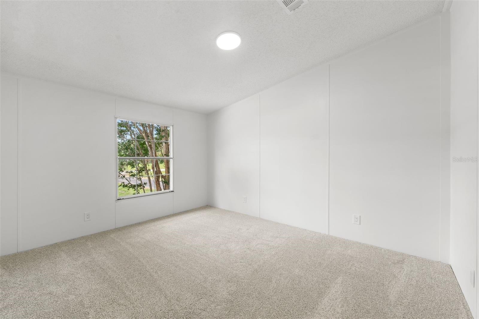 WILLISTON HIGHLANDS - Residential