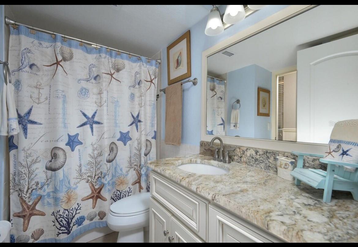 MADEIRA VISTA CONDO - Residential