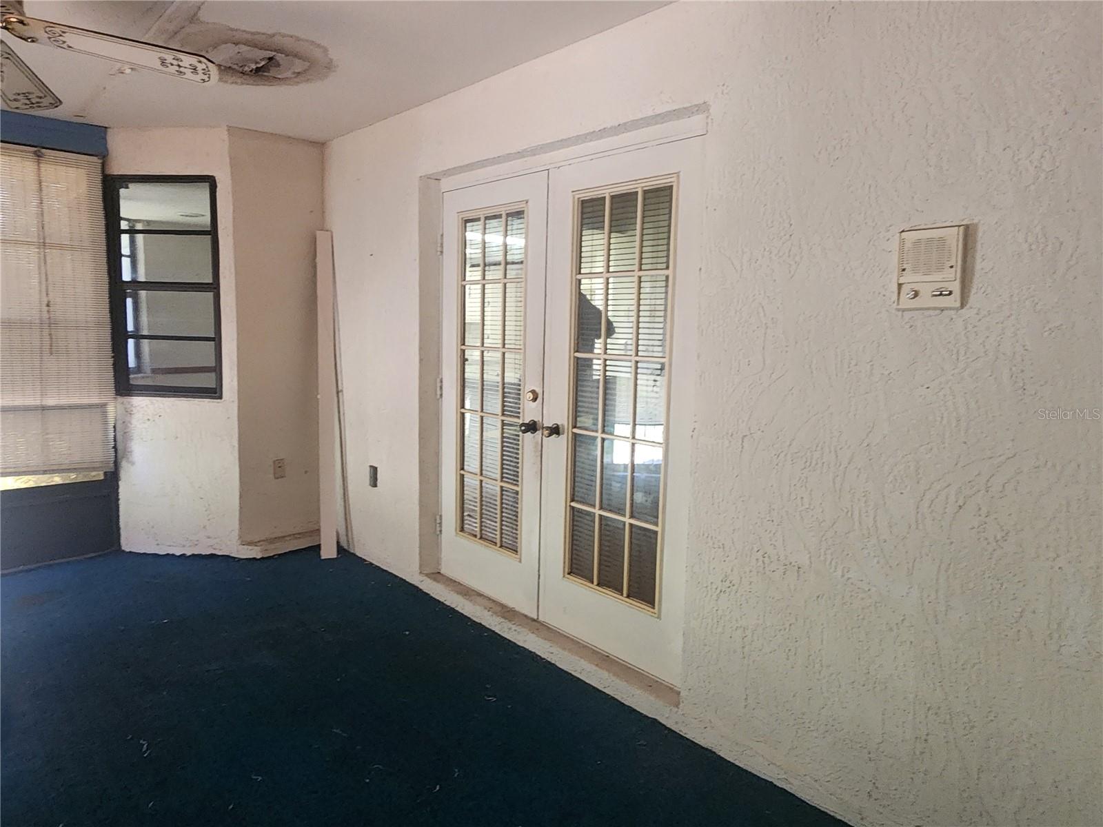 FOREST OAKS - Residential