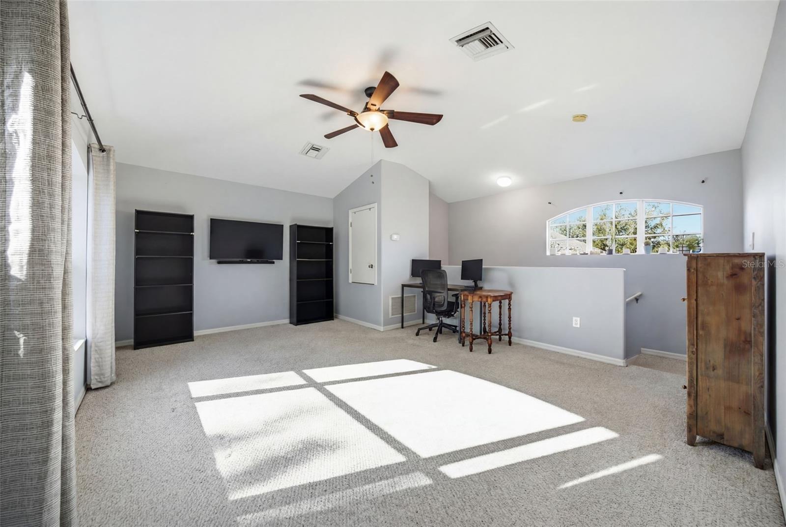 OAK CREEK PHASE ONE - Residential